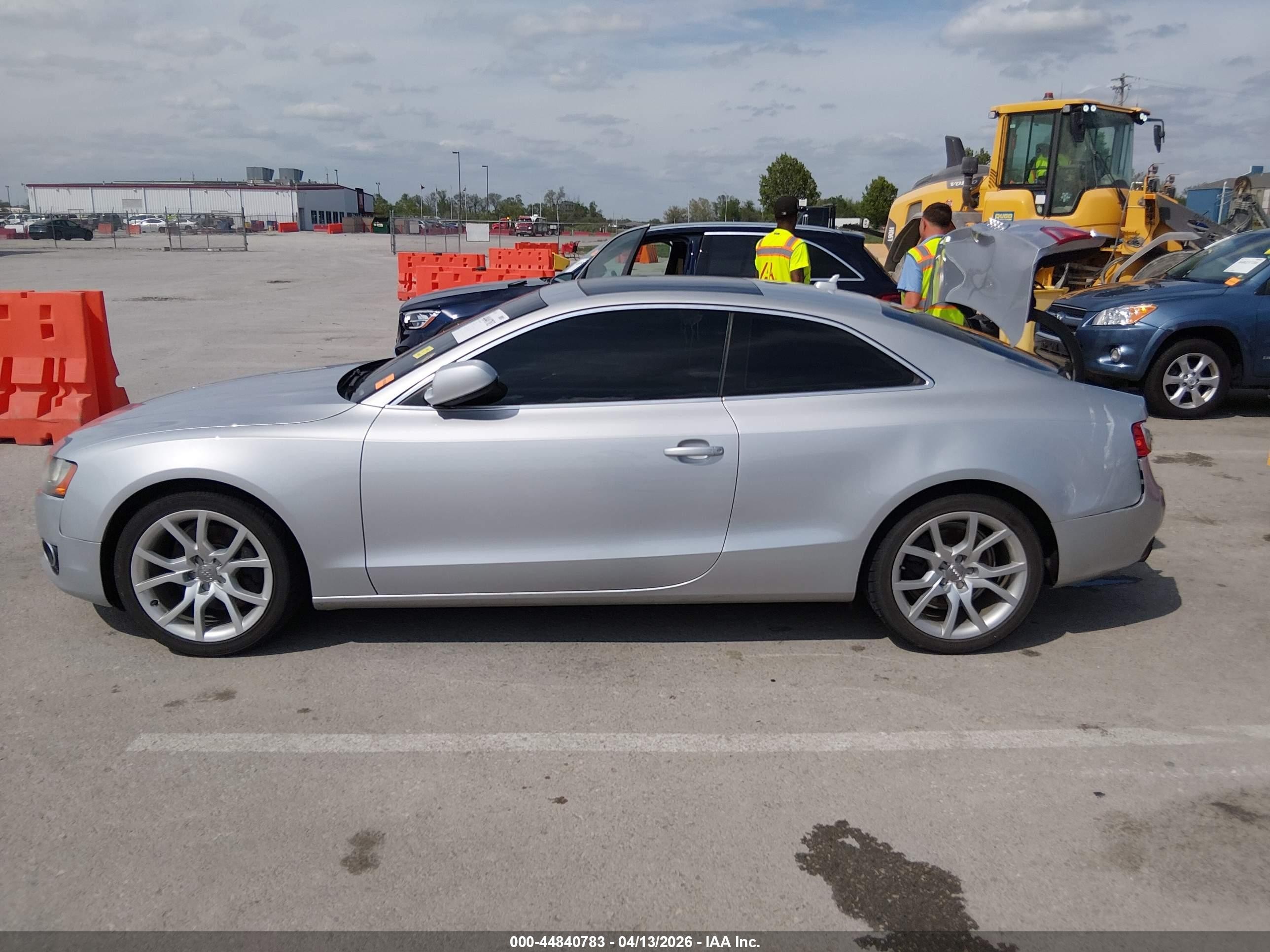 2012 Audi A5 2.0t Premium Silver vin: WAUCFAFR0CA002849