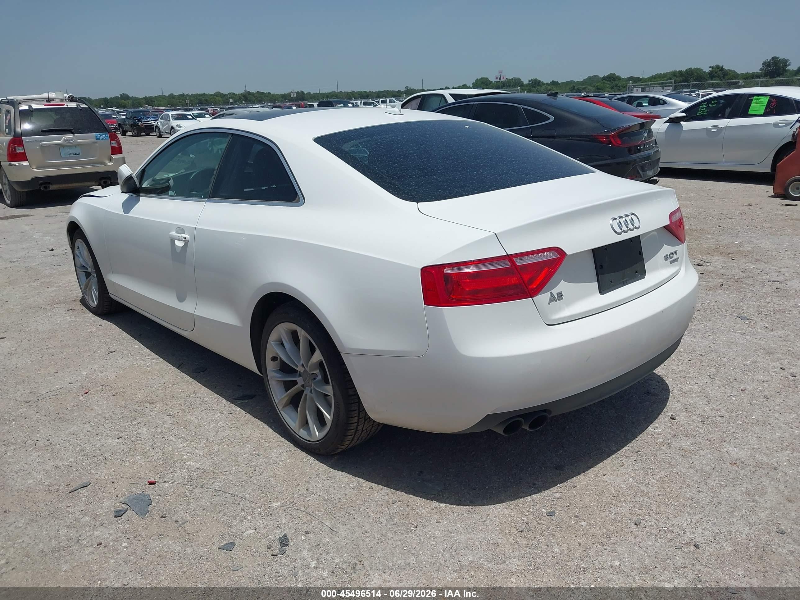 2014 Audi A5 2.0t Premium White vin: WAUCFAFR0EA004281