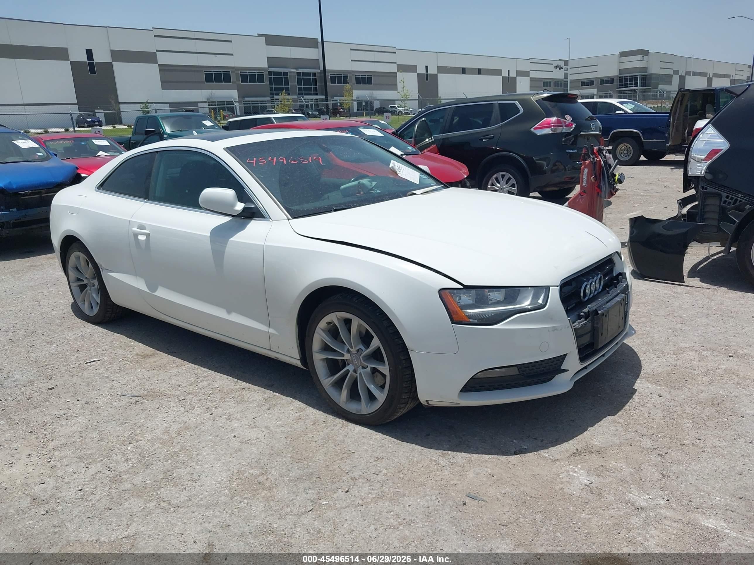 2014 Audi A5 2.0t Premium White vin: WAUCFAFR0EA004281