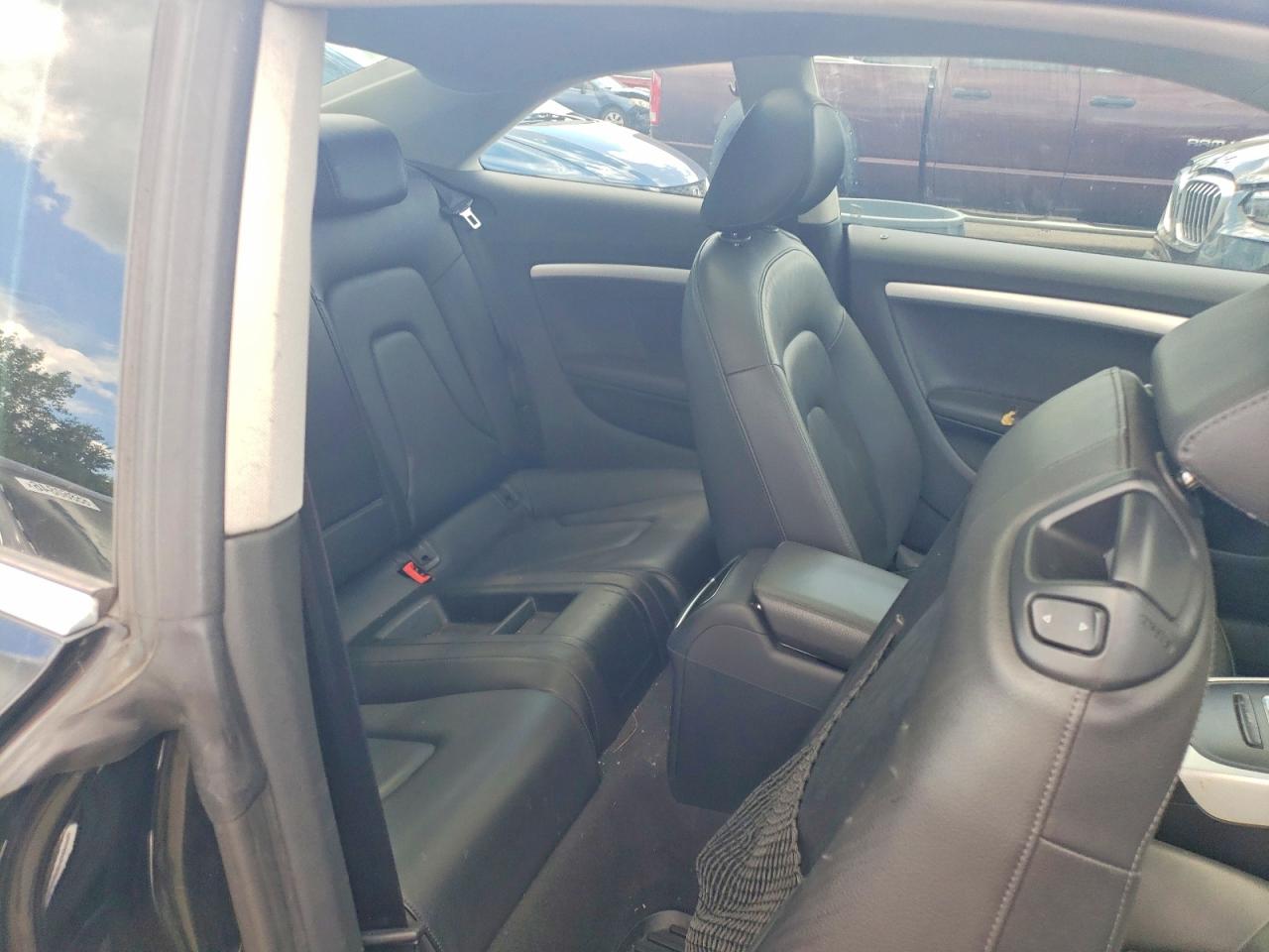 2010 Audi A5 Premium Black vin: WAUCFAFR1AA052284