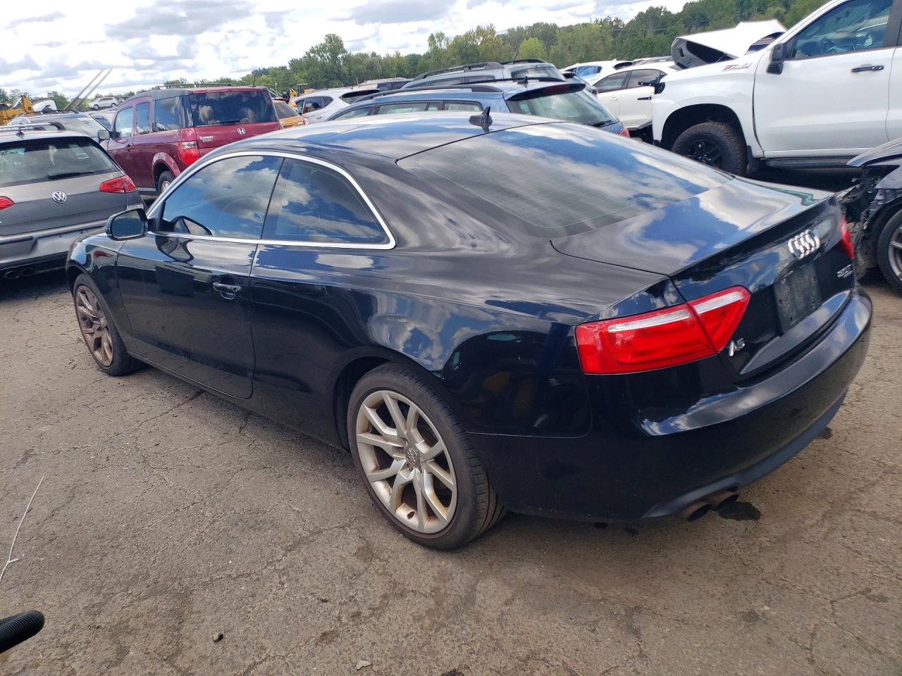 2010 Audi A5 Premium Black vin: WAUCFAFR1AA052284