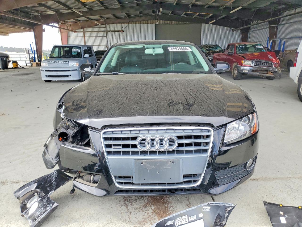 2011 Audi A5 Premium Черный vin: WAUCFAFR1BA004446