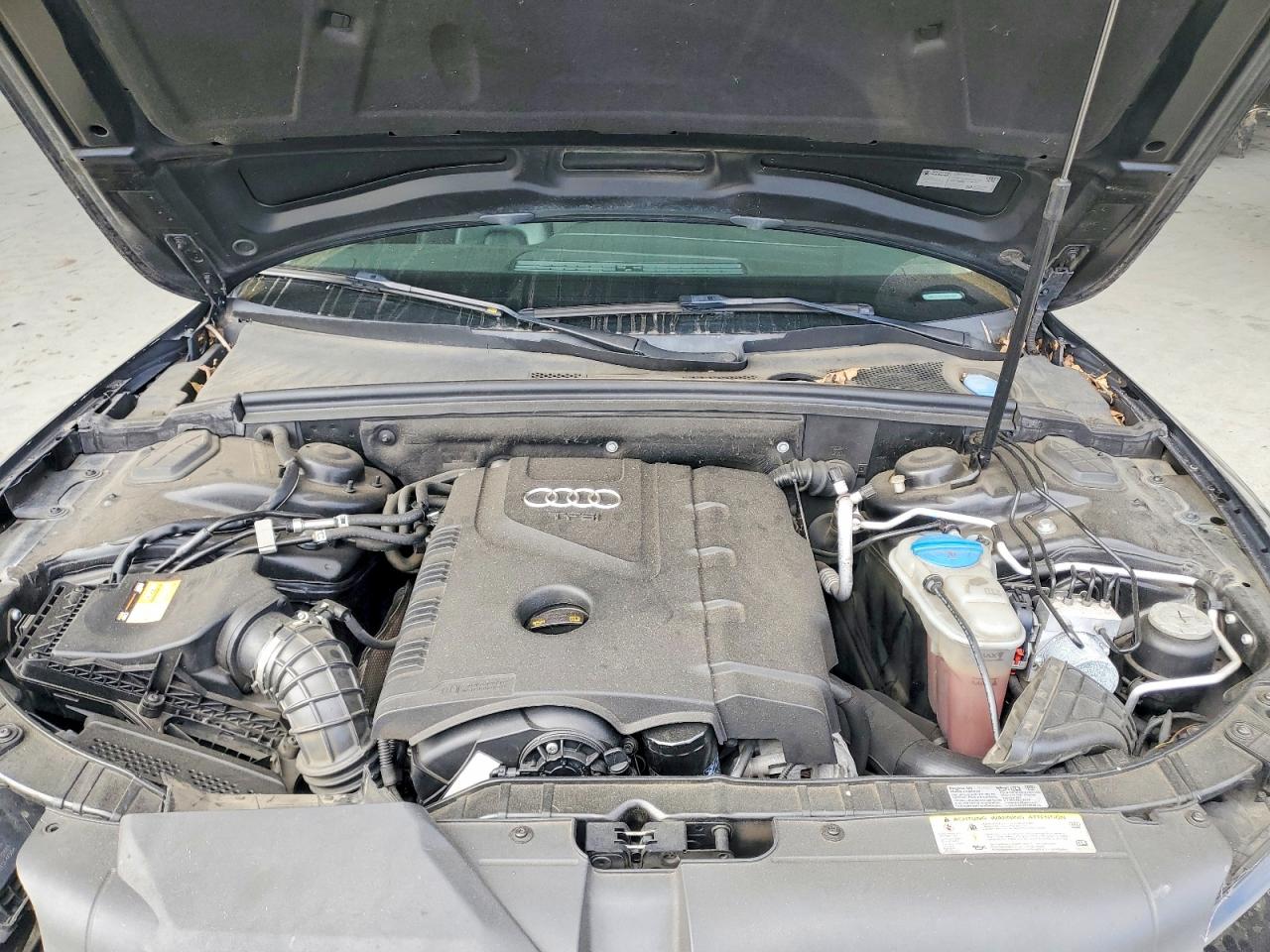 2011 Audi A5 Premium Черный vin: WAUCFAFR1BA004446
