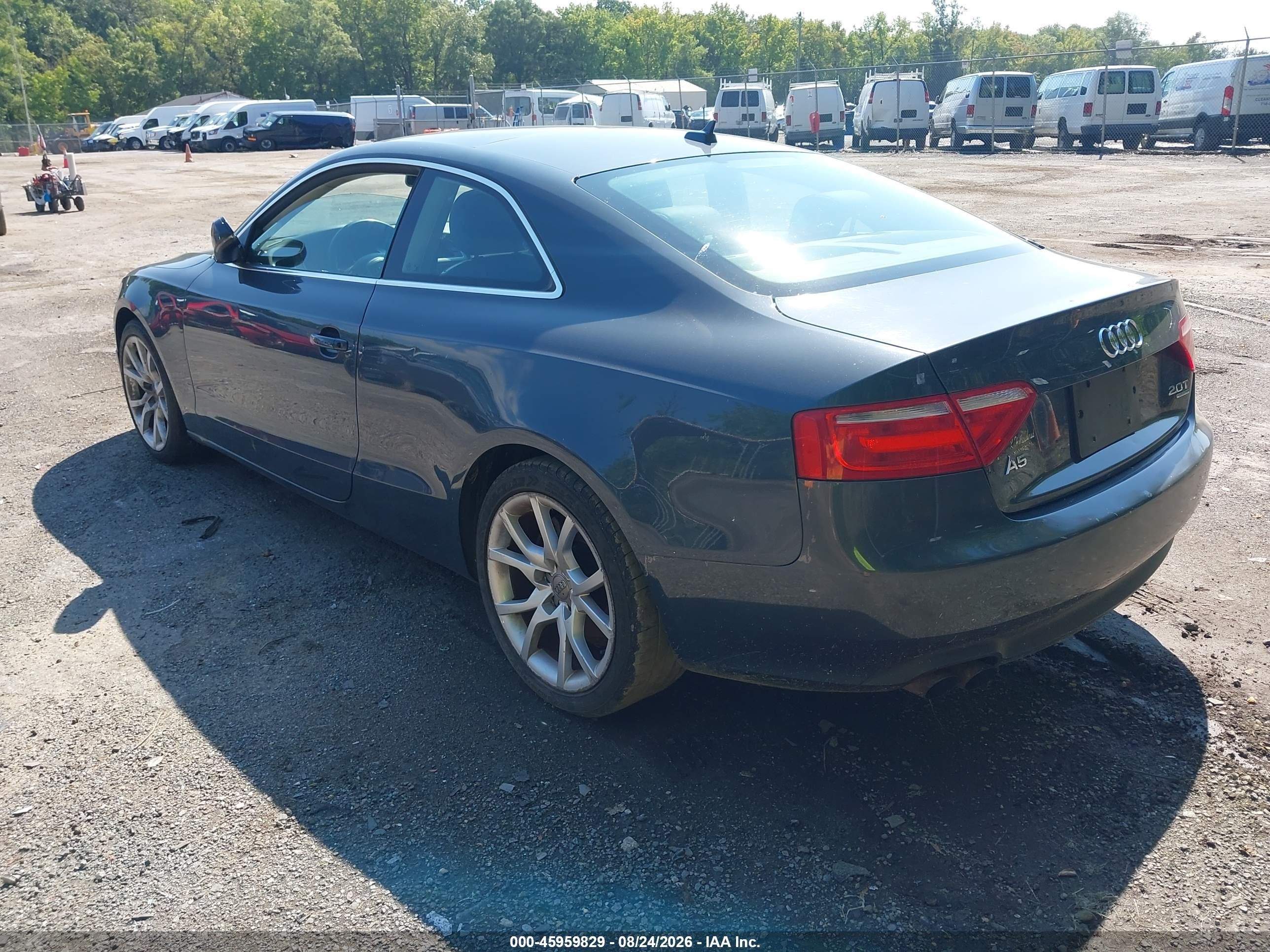 2011 Audi A5 Premium Gray vin: WAUCFAFR1BA030268