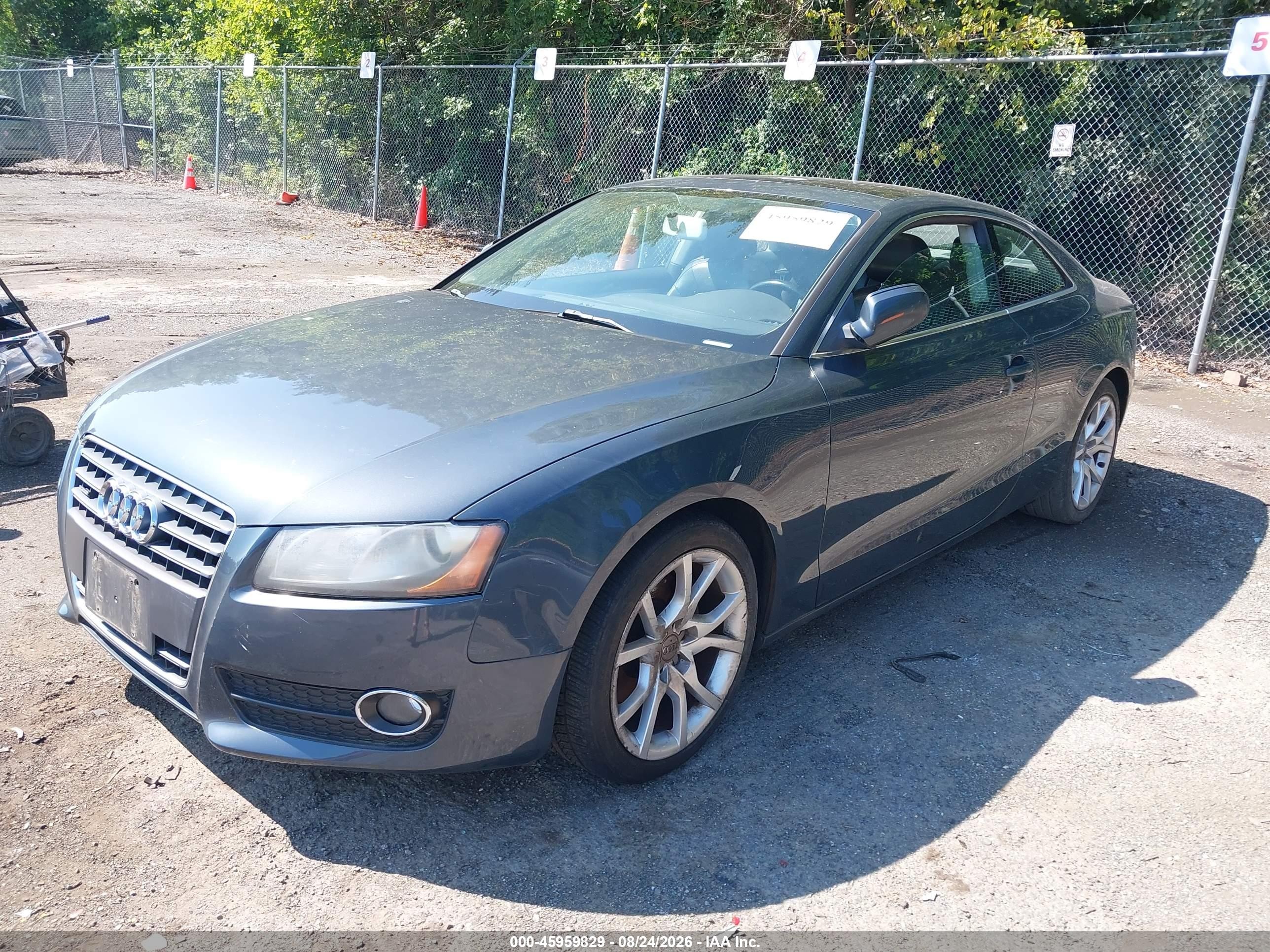 2011 Audi A5 Premium Gray vin: WAUCFAFR1BA030268