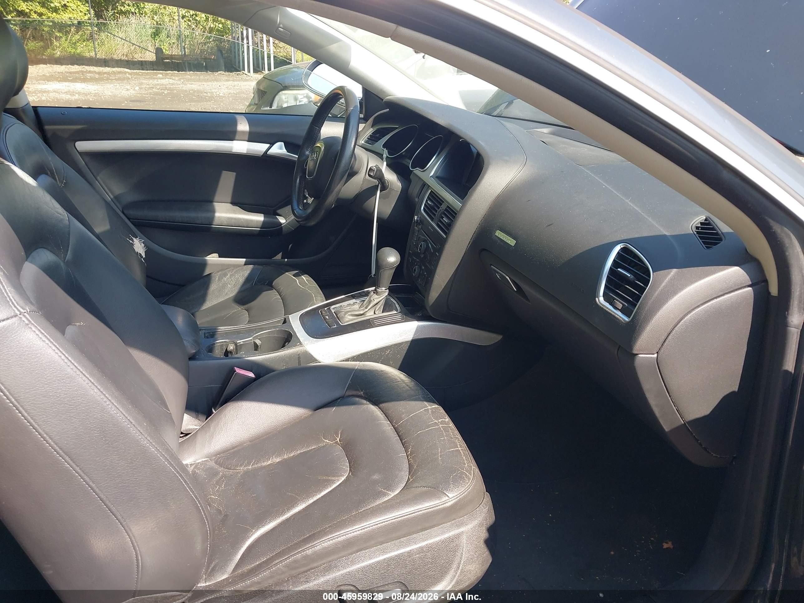 2011 Audi A5 Premium Gray vin: WAUCFAFR1BA030268