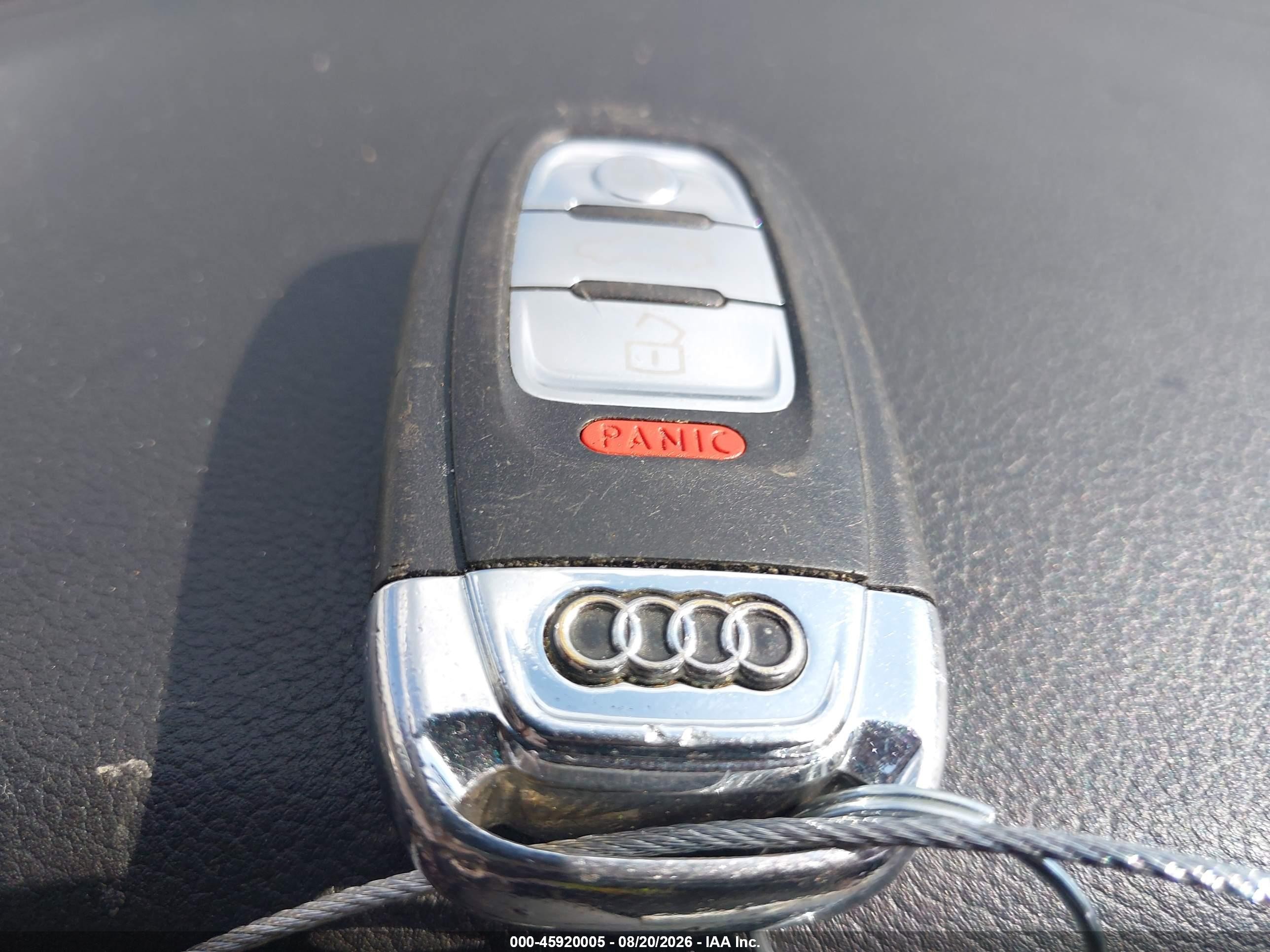 2014 Audi A5 2.0t Premium Черный vin: WAUCFAFR1EA002216