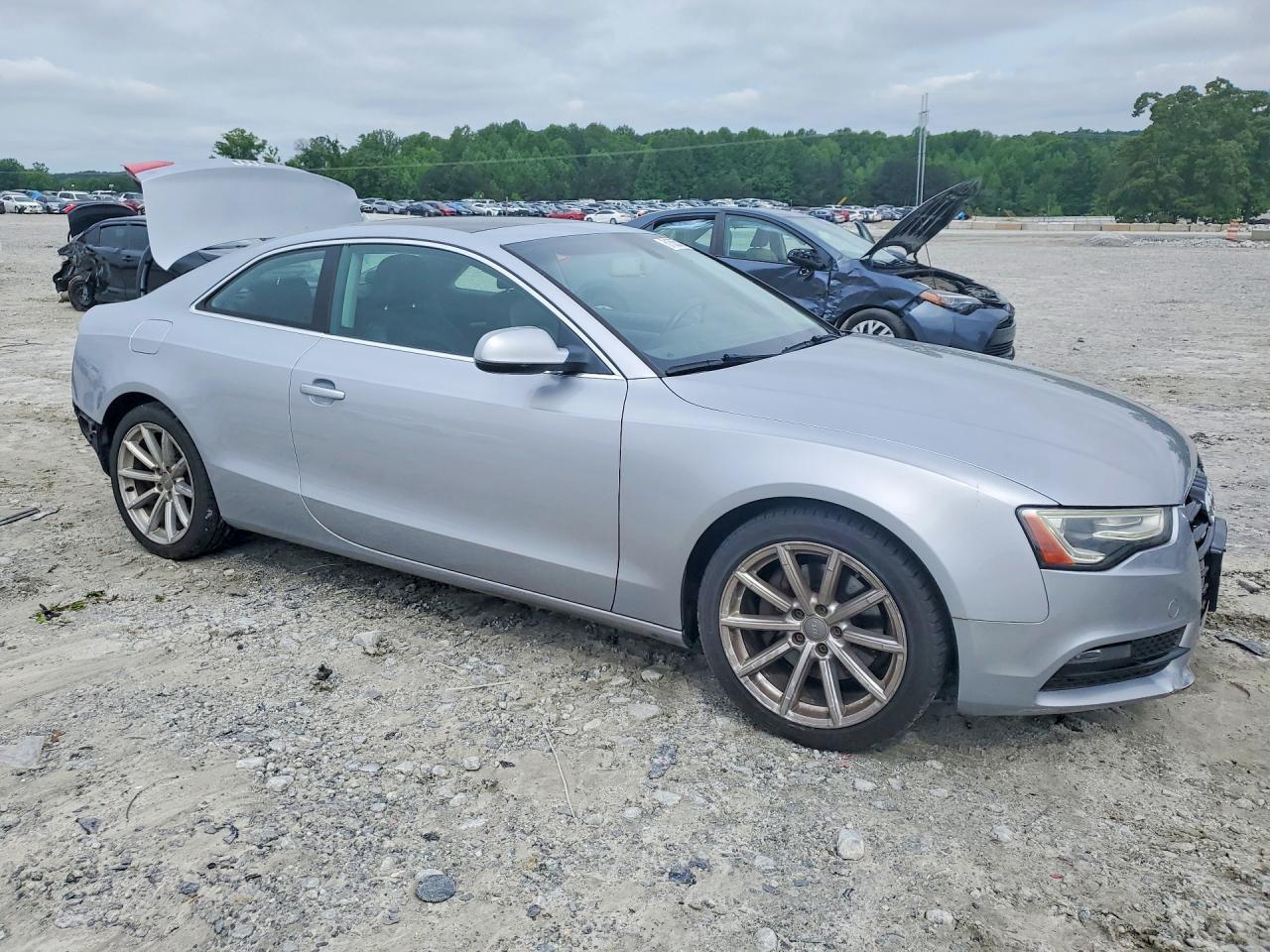 2015 Audi A5 Premium Silver vin: WAUCFAFR1FA034794