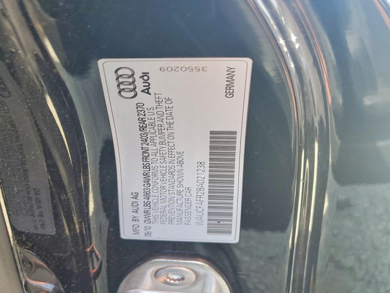 2011 Audi A5 Premium Черный vin: WAUCFAFR2BA021238