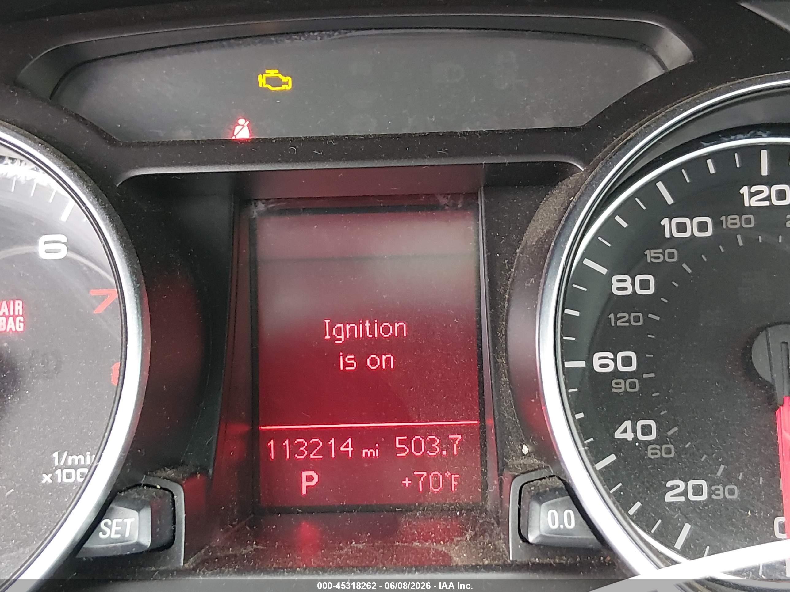 2011 Audi A5 2.0t Premium Серебряный vin: WAUCFAFR3BA004559