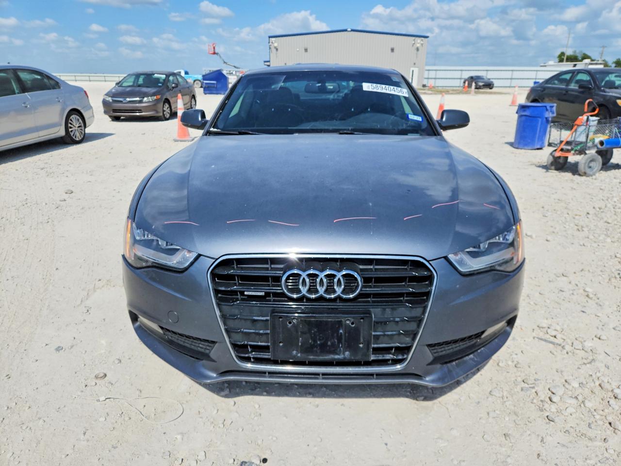2014 Audi A5 Premium Серый vin: WAUCFAFR3EA031202