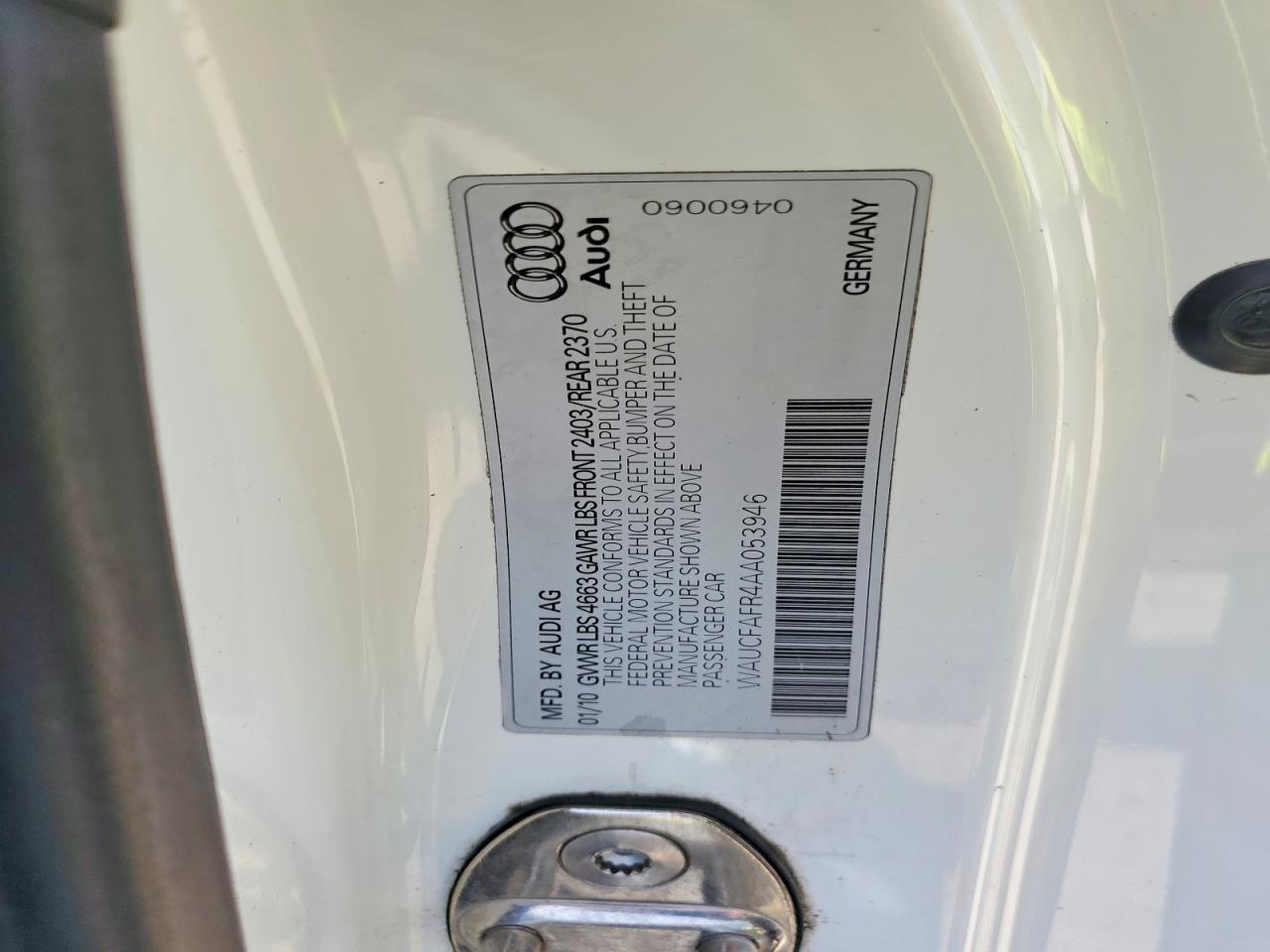 2010 Audi A5 Premium White vin: WAUCFAFR4AA053946