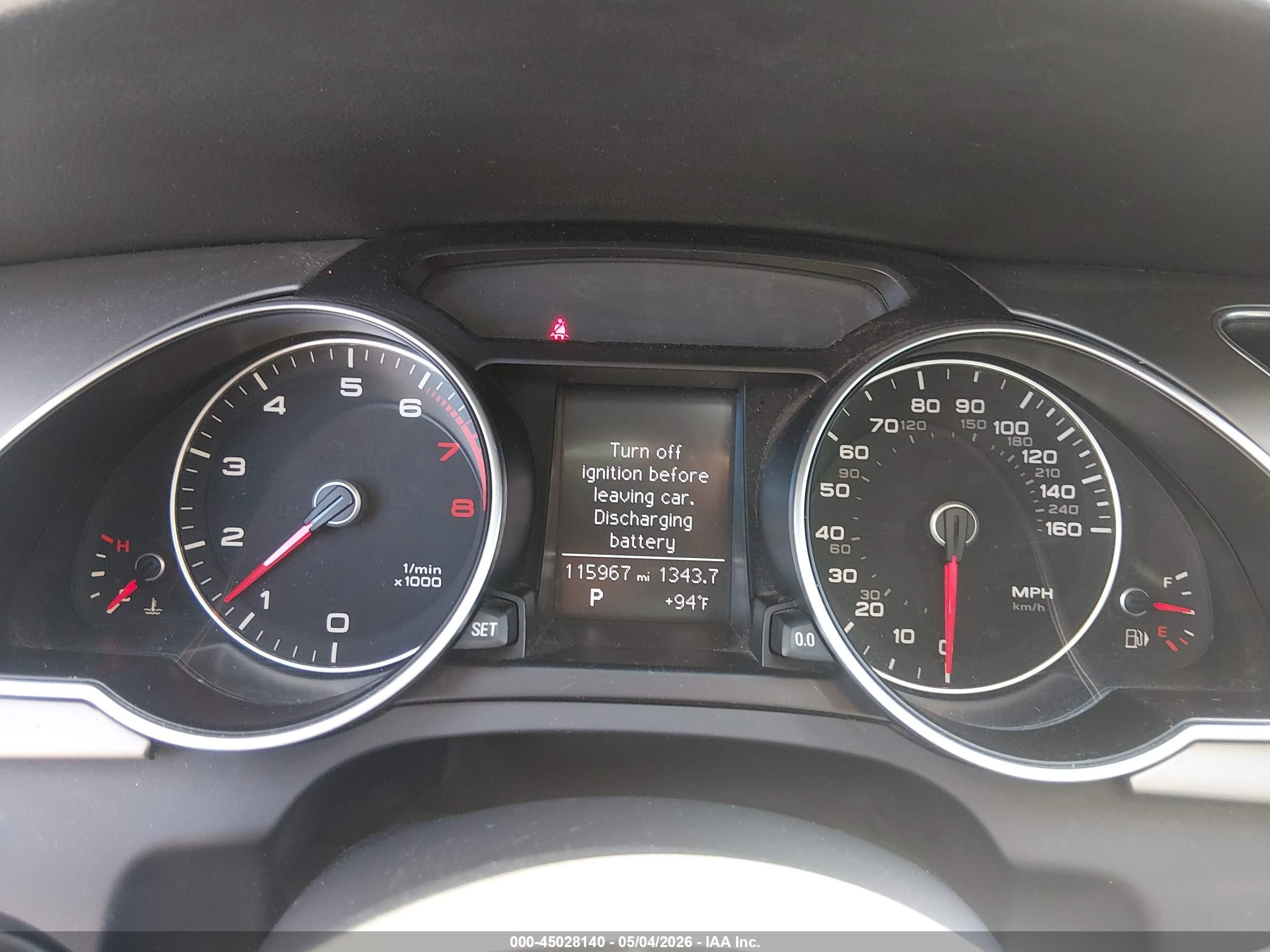 2013 Audi A5 2.0t Premium Черный vin: WAUCFAFR4DA035497