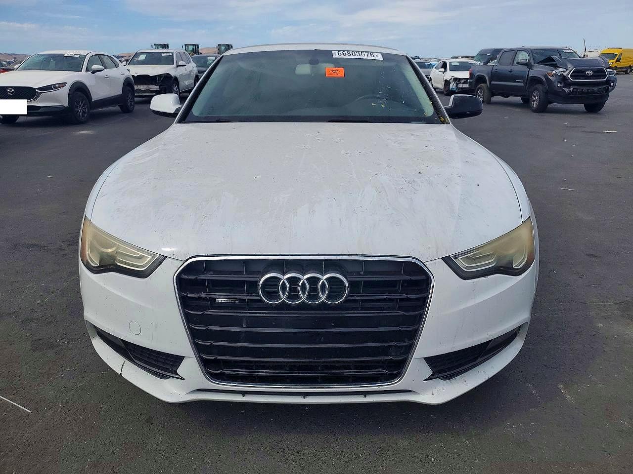2013 Audi A5 Premium White vin: WAUCFAFR4DA066135