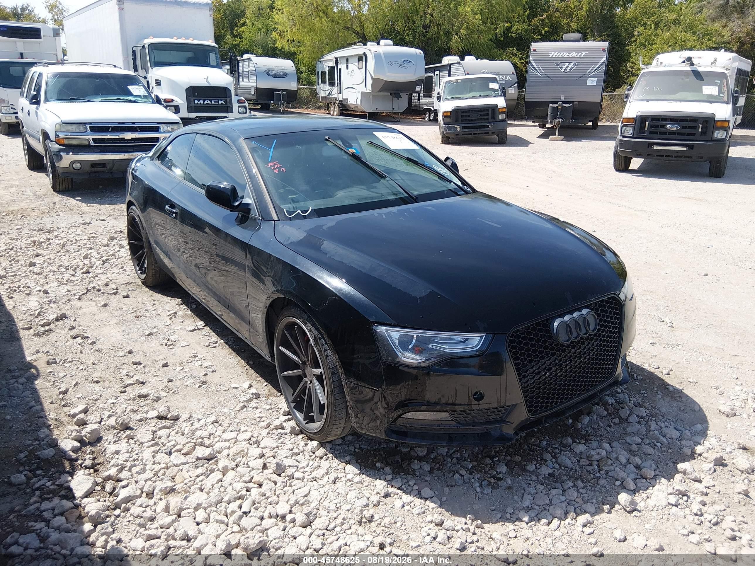 2013 Audi A5 2.0t Premium Black vin: WAUCFAFR4DA069147