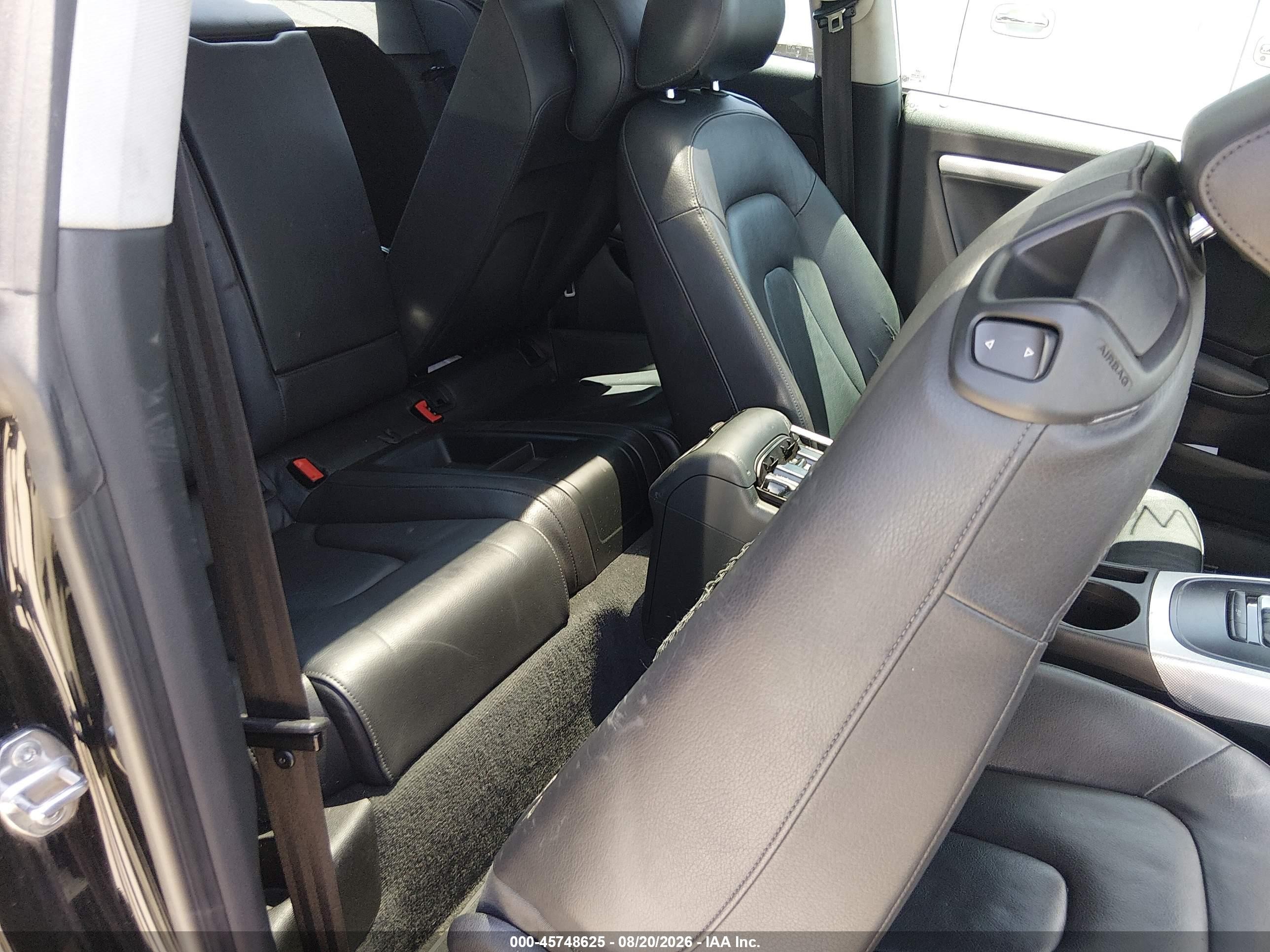2013 Audi A5 2.0t Premium Black vin: WAUCFAFR4DA069147