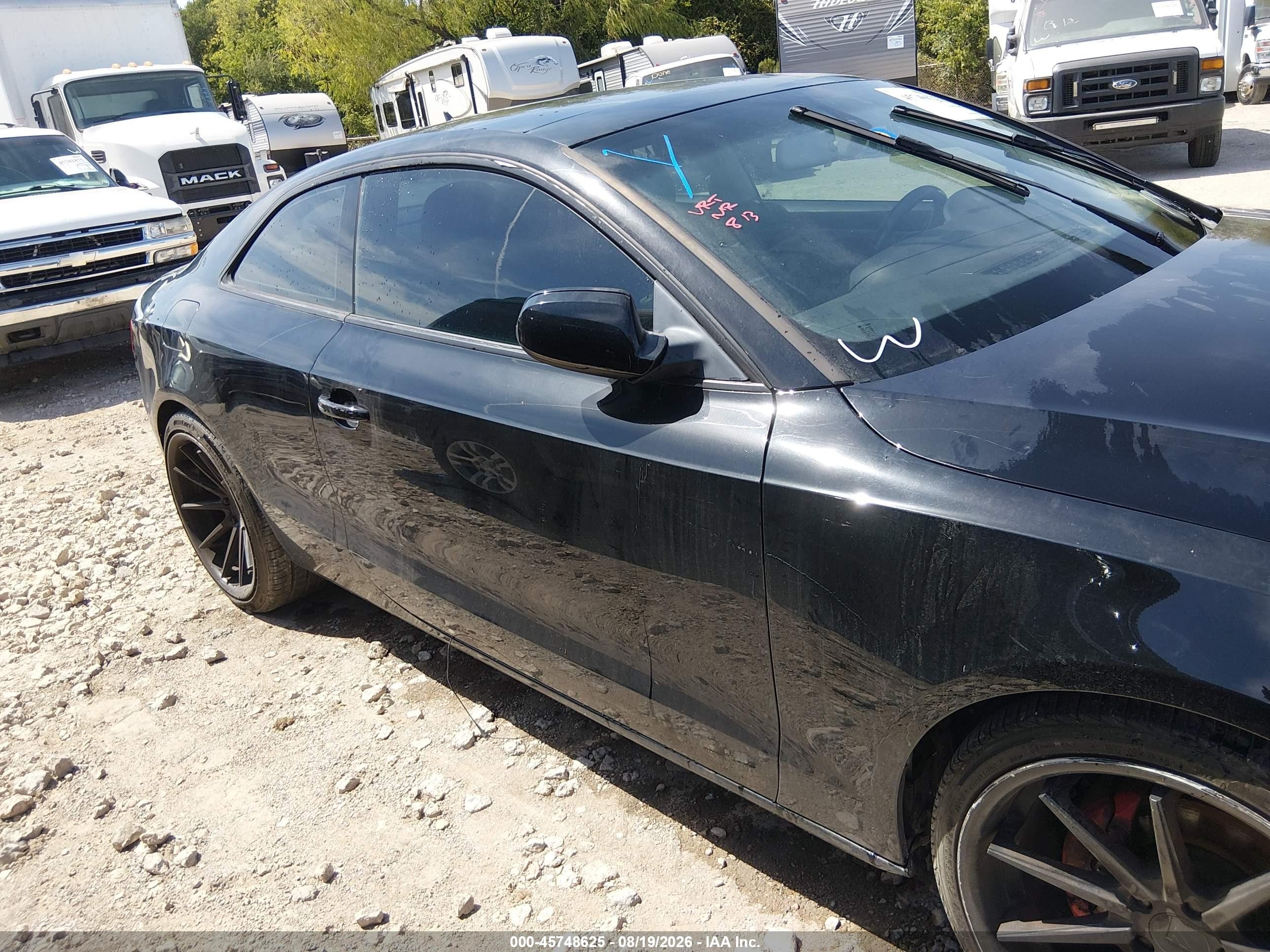 2013 Audi A5 2.0t Premium Black vin: WAUCFAFR4DA069147