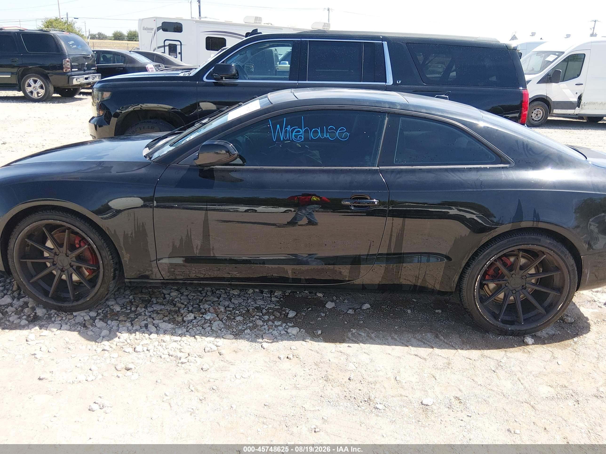 2013 Audi A5 2.0t Premium Black vin: WAUCFAFR4DA069147