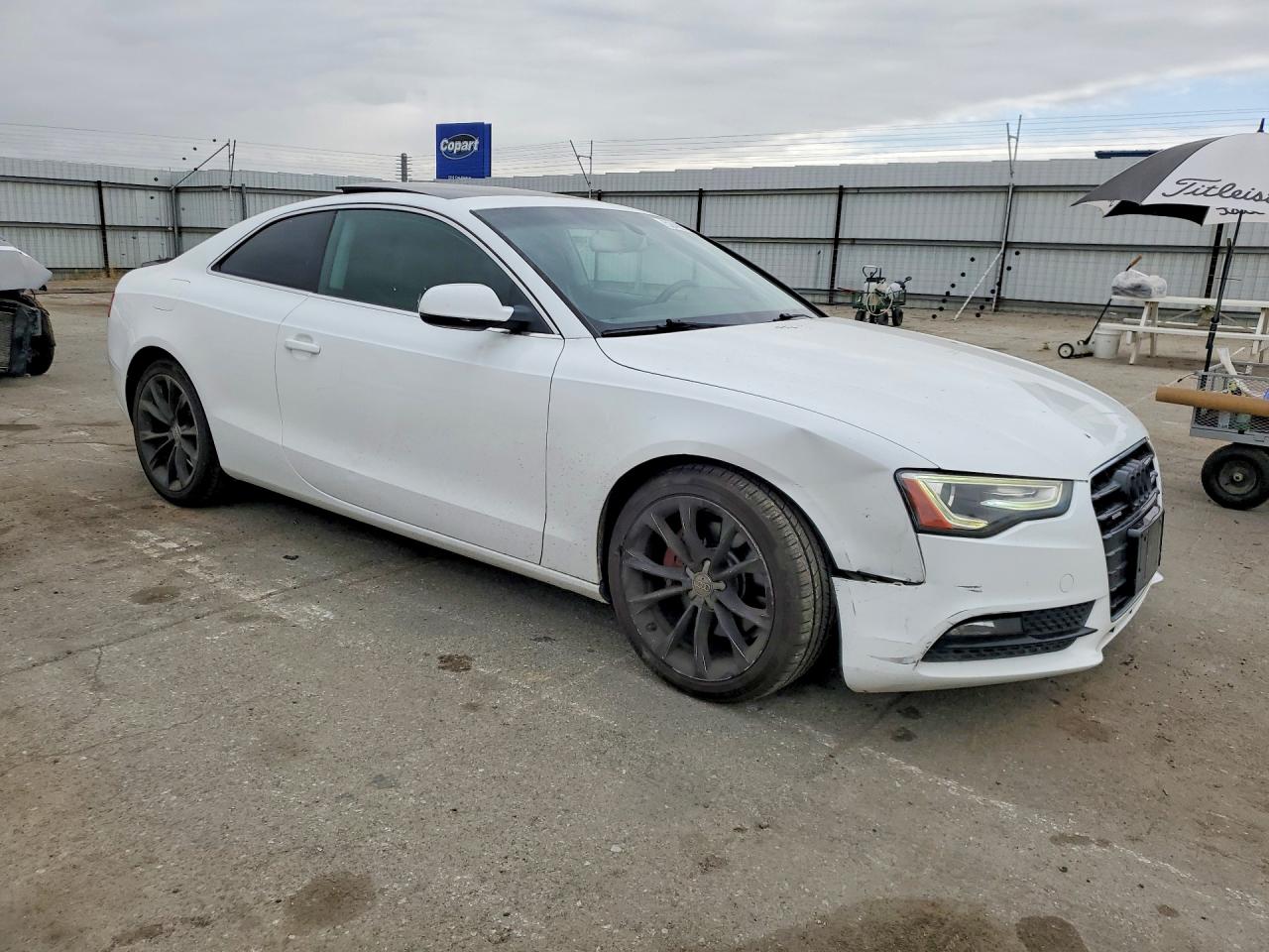 2014 Audi A5 Premium White vin: WAUCFAFR5EA021528