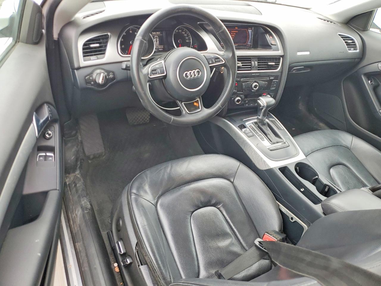 2014 Audi A5 Premium White vin: WAUCFAFR5EA021528