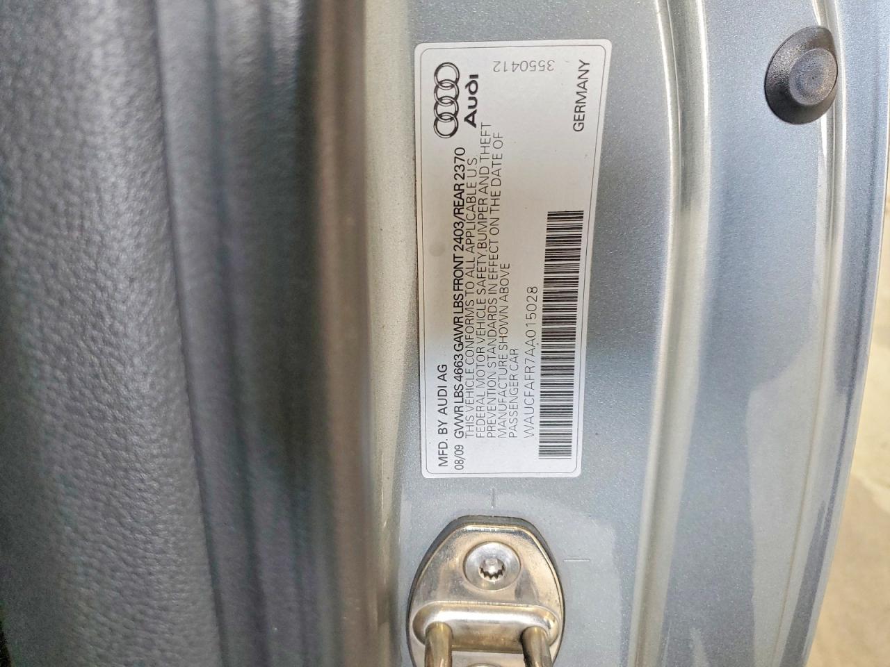 2010 Audi A5 Premium Silver vin: WAUCFAFR7AA015028