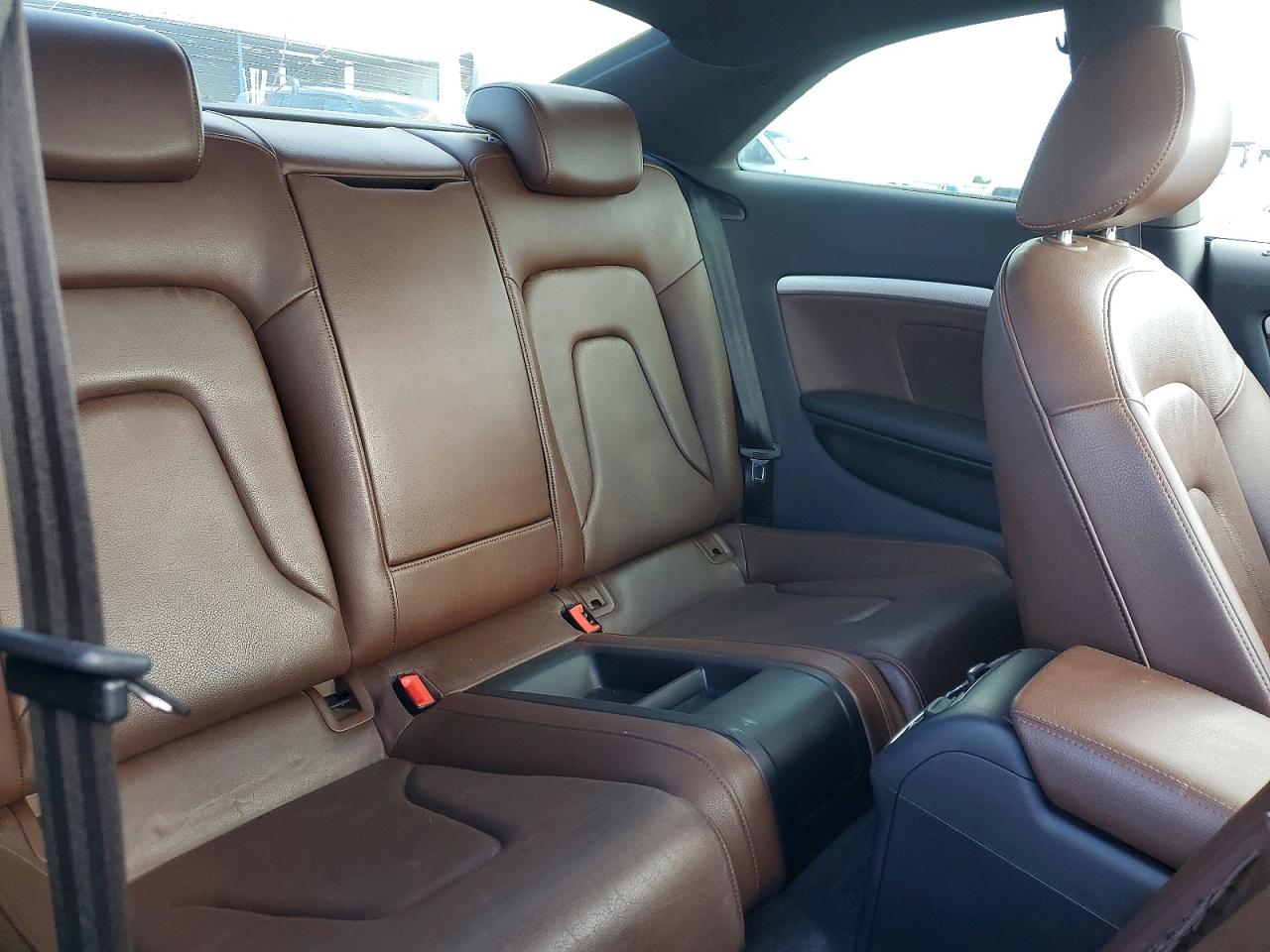 2013 Audi A5 Premium Угольный vin: WAUCFAFR7DA012649