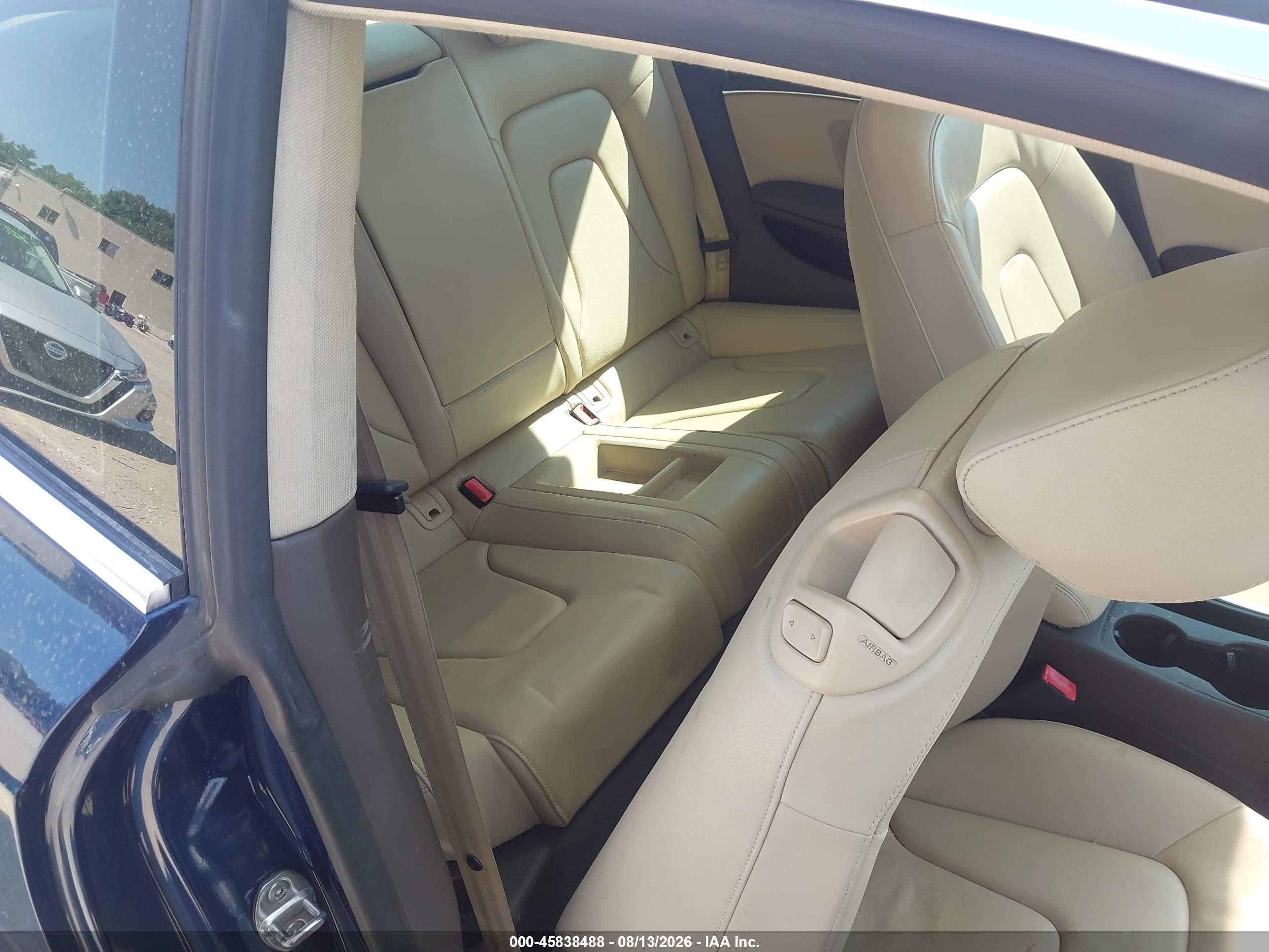 2014 Audi A5 2.0t Premium Blue vin: WAUCFAFR7EA009865