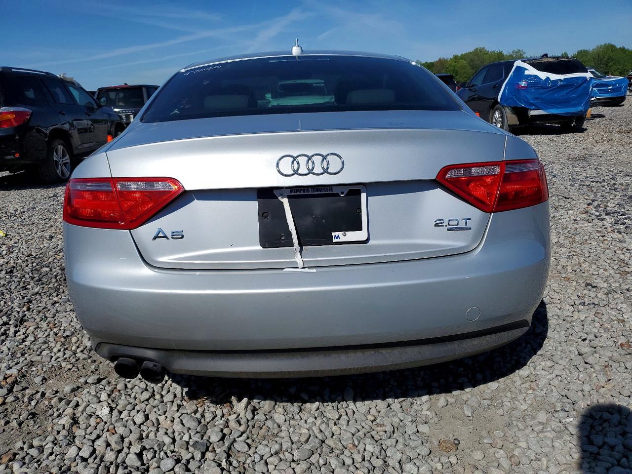 2010 Audi A5 Premium Silver vin: WAUCFAFR8AA046630