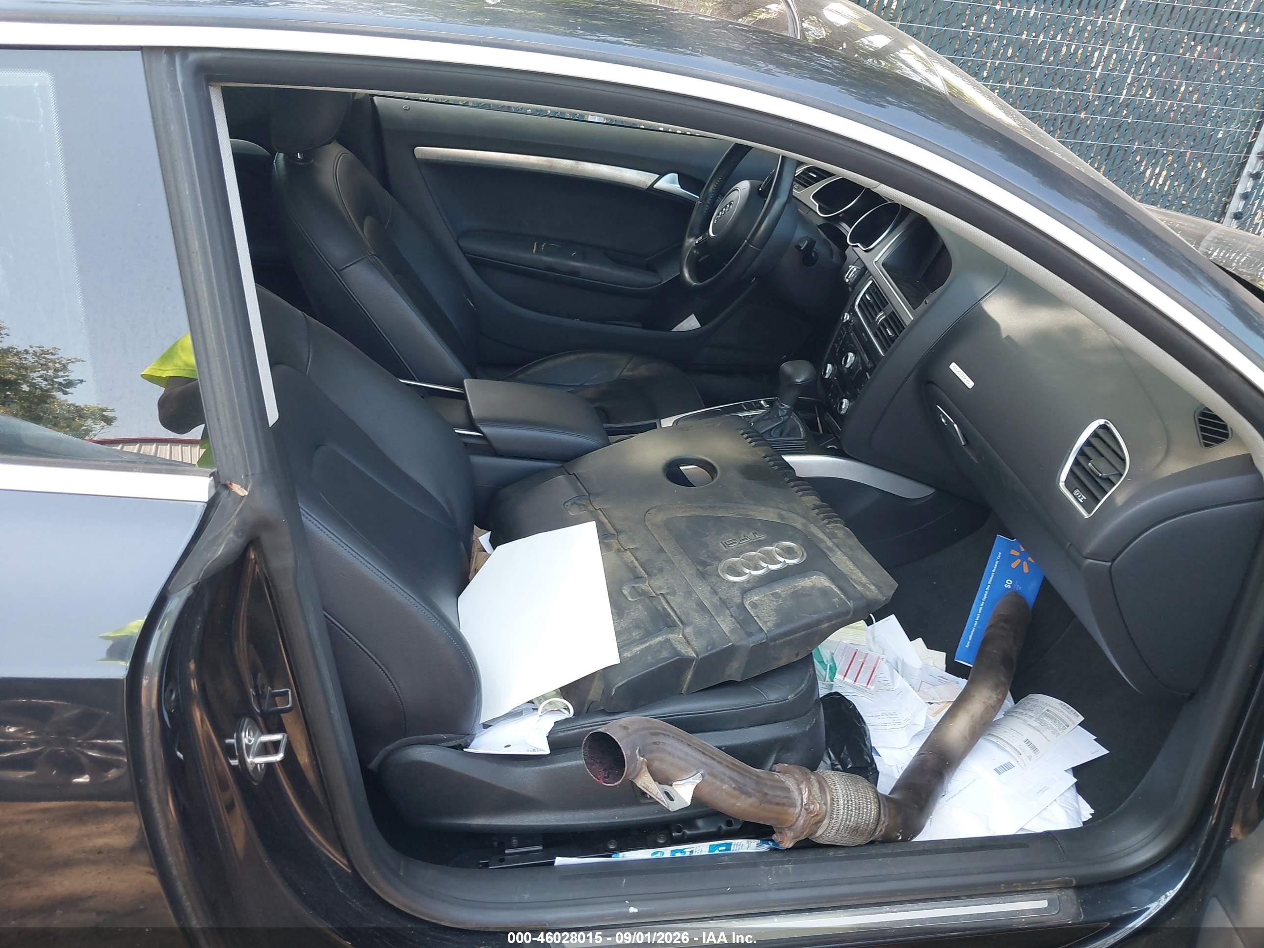 2013 Audi A5 2.0t Premium Серый vin: WAUCFAFR8DA042758