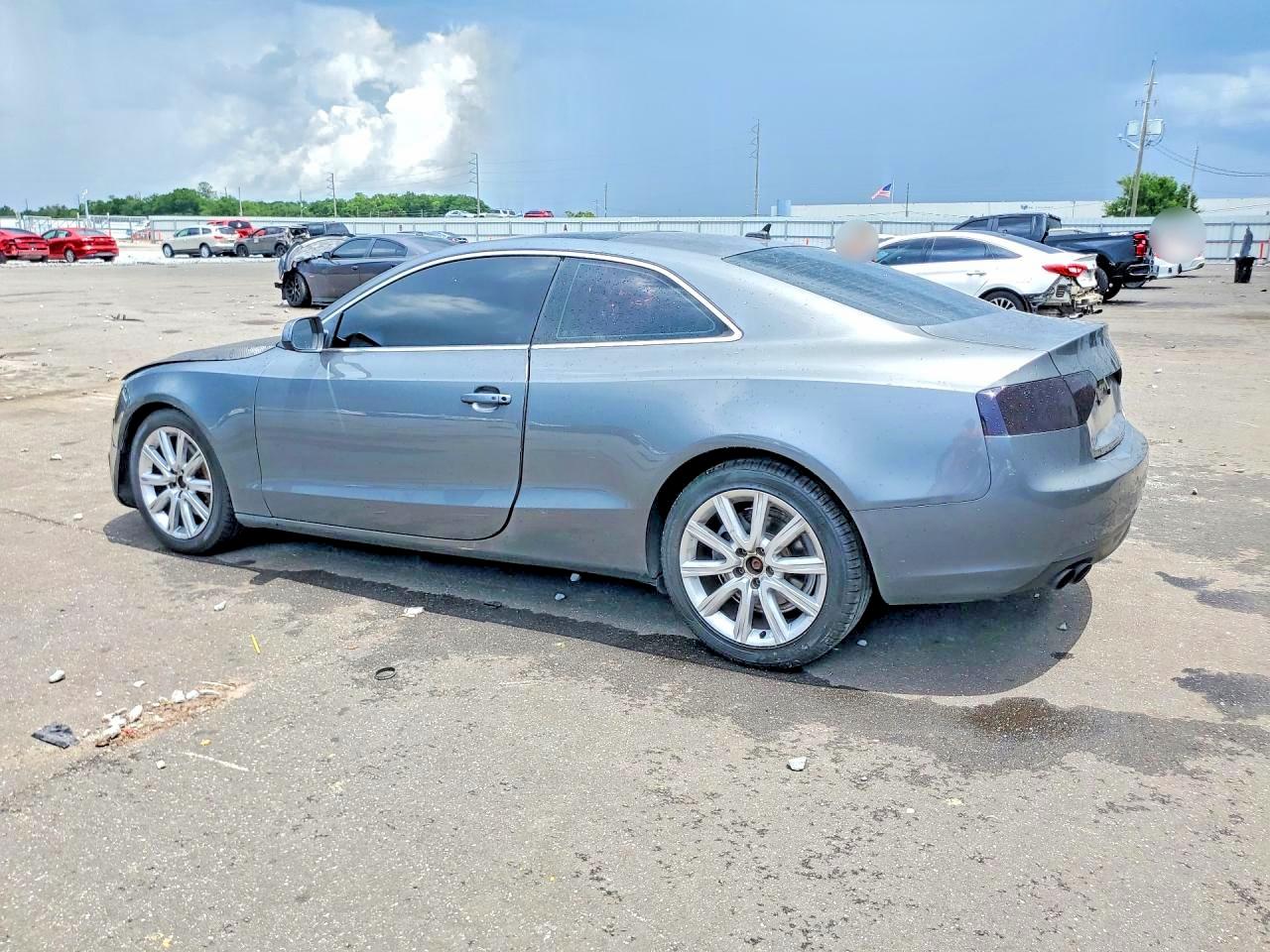 2013 Audi A5 Premium Charcoal vin: WAUCFAFR8DA076120