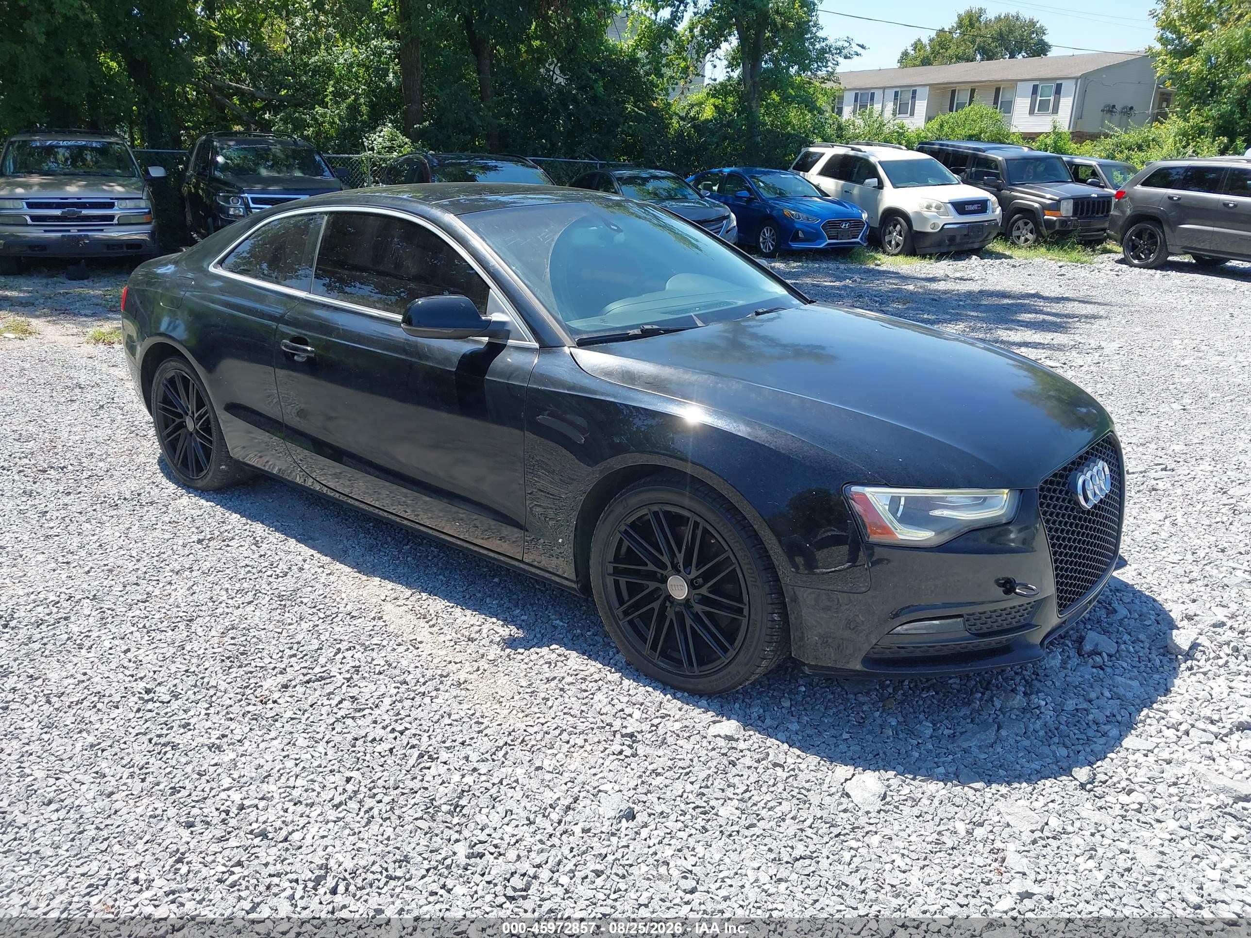 2015 Audi A5 2.0t Premium Черный vin: WAUCFAFR8FA038583