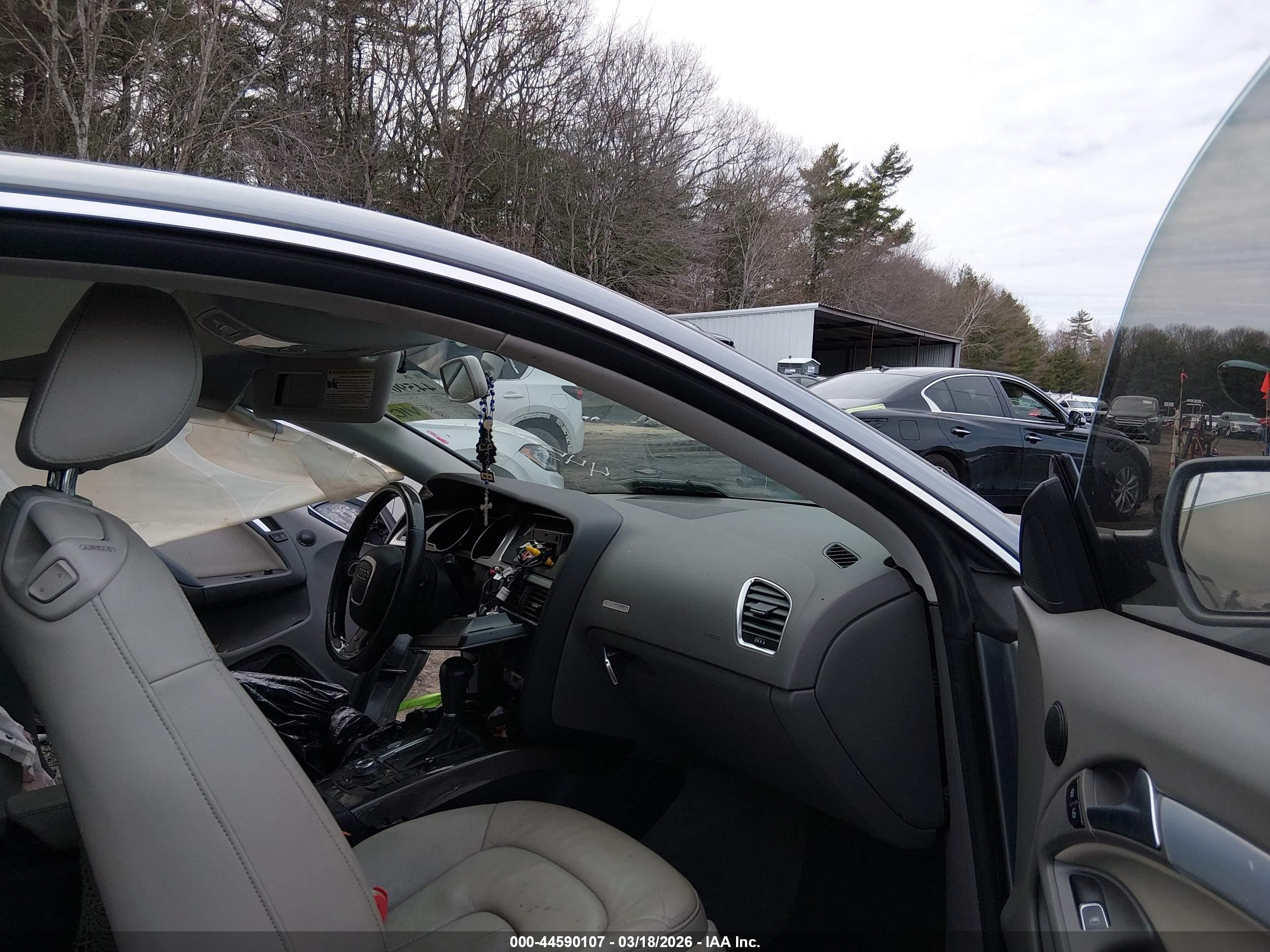 2011 Audi A5 2.0t Premium Gray vin: WAUCFAFR9BA079542