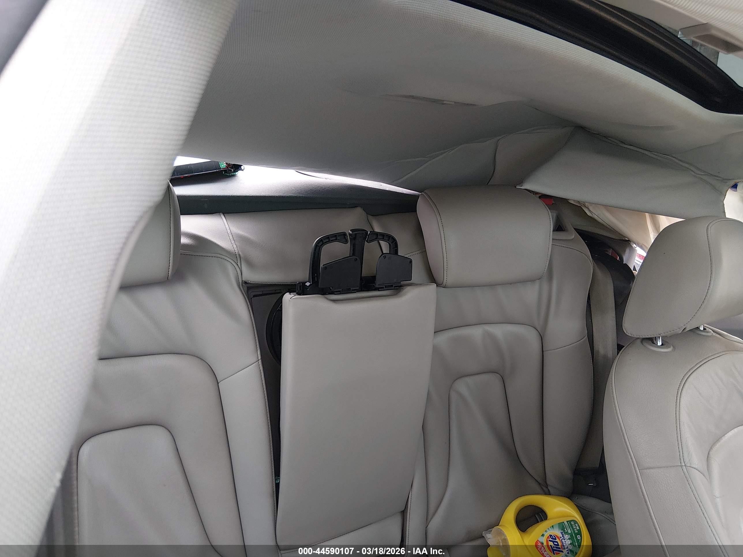 2011 Audi A5 2.0t Premium Gray vin: WAUCFAFR9BA079542