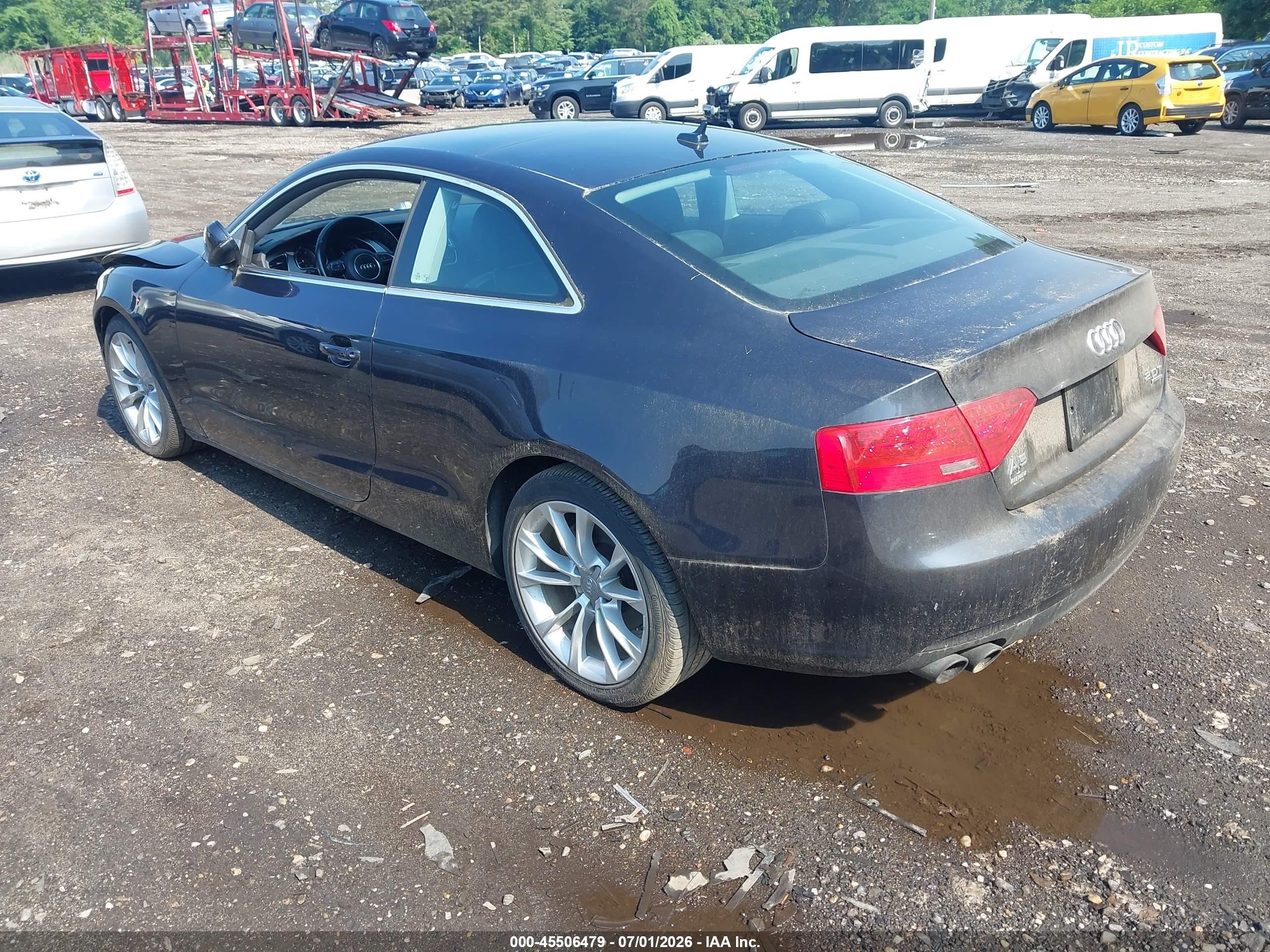 2013 Audi A5 2.0t Premium Blue vin: WAUCFAFR9DA007307