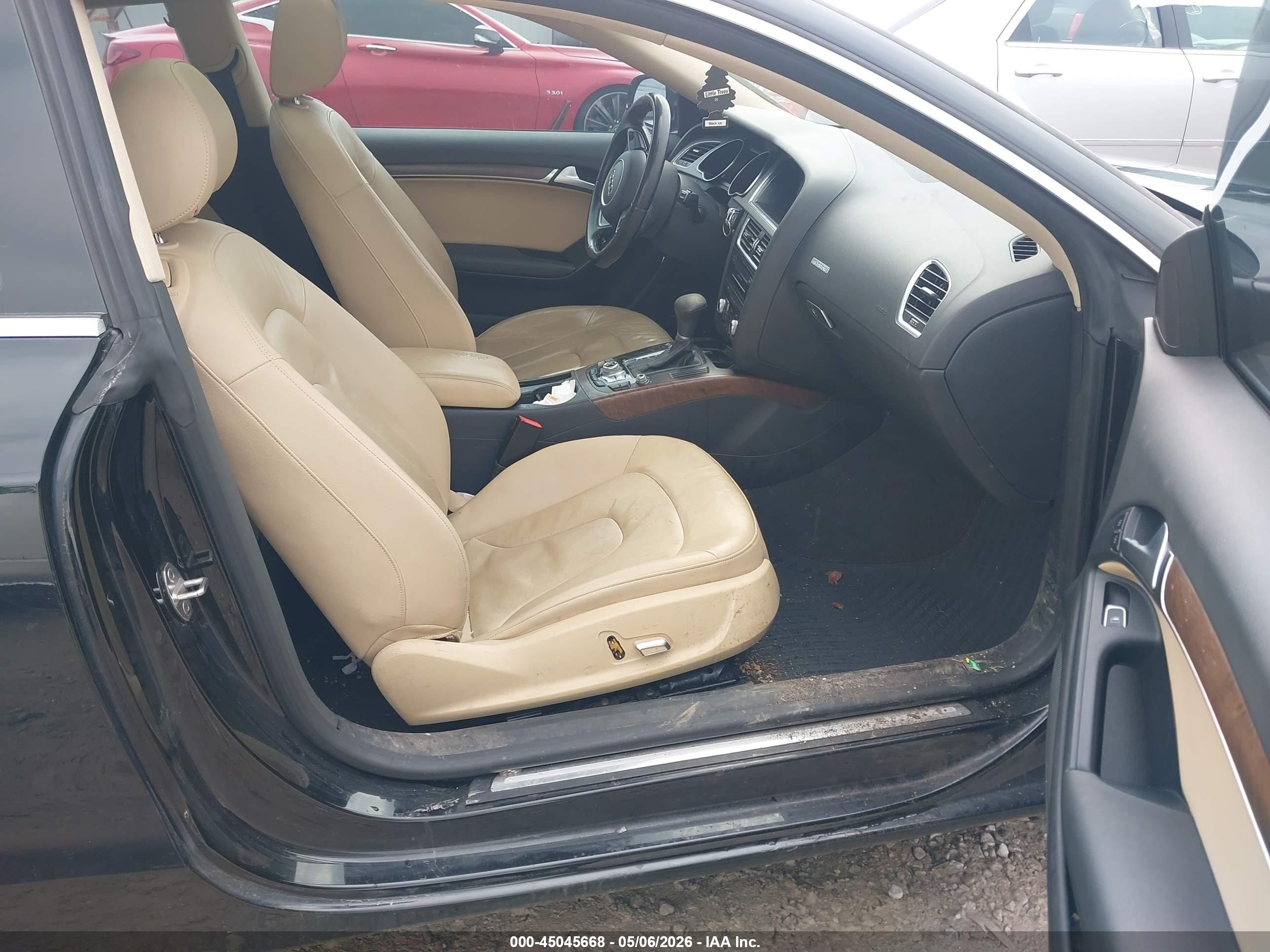2015 Audi A5 2.0t Premium Black vin: WAUCFAFR9FA033103