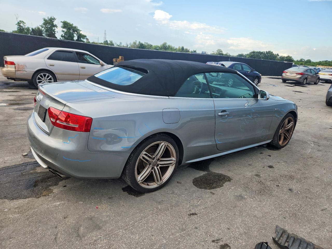 2012 Audi S5 Premium Plus Серый vin: WAUCGAFH3CN000879