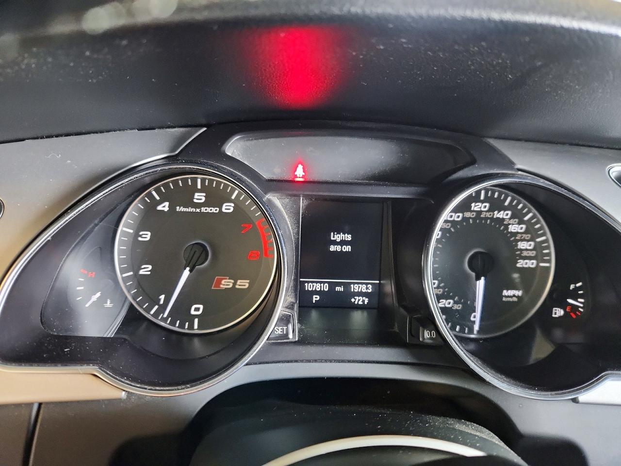 2012 Audi S5 Premium Plus Красный vin: WAUCGAFH4CN003063