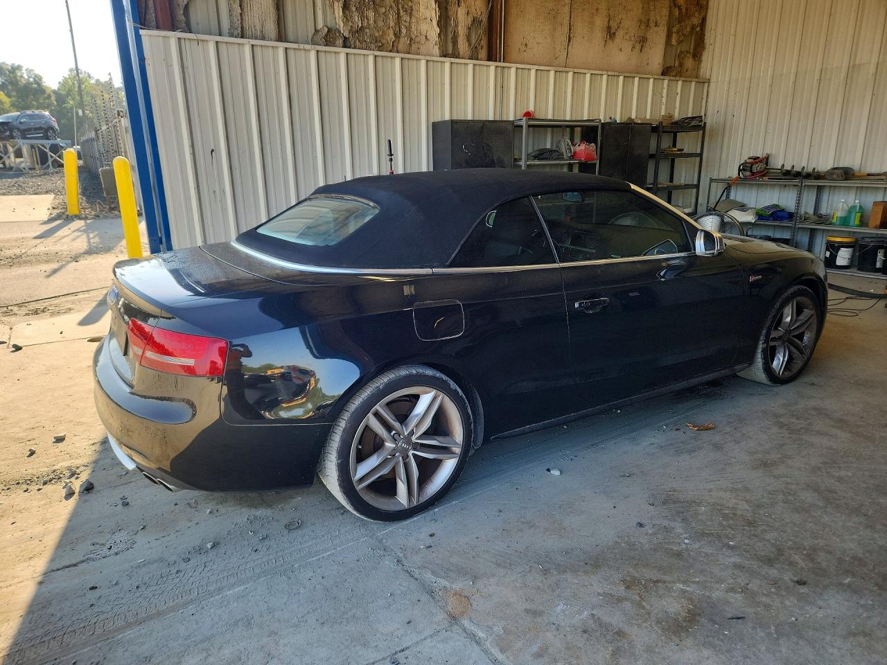 2010 Audi S5 Premium Plus Black vin: WAUCGAFH5AN022122