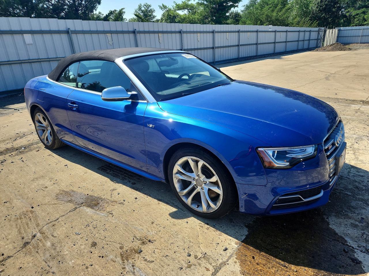 2015 Audi S5 Premium Plus Синий vin: WAUCGAFH7FN004650