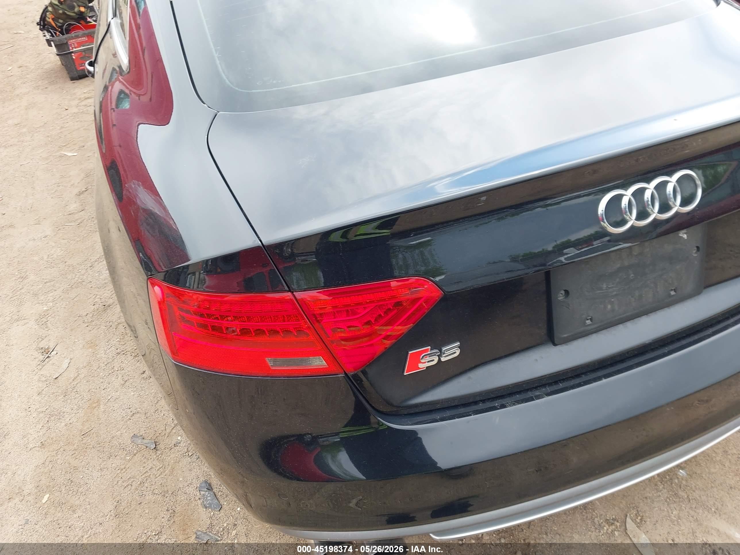 2013 Audi S5 3.0t Premium Plus Черный vin: WAUCGAFR0DA035459