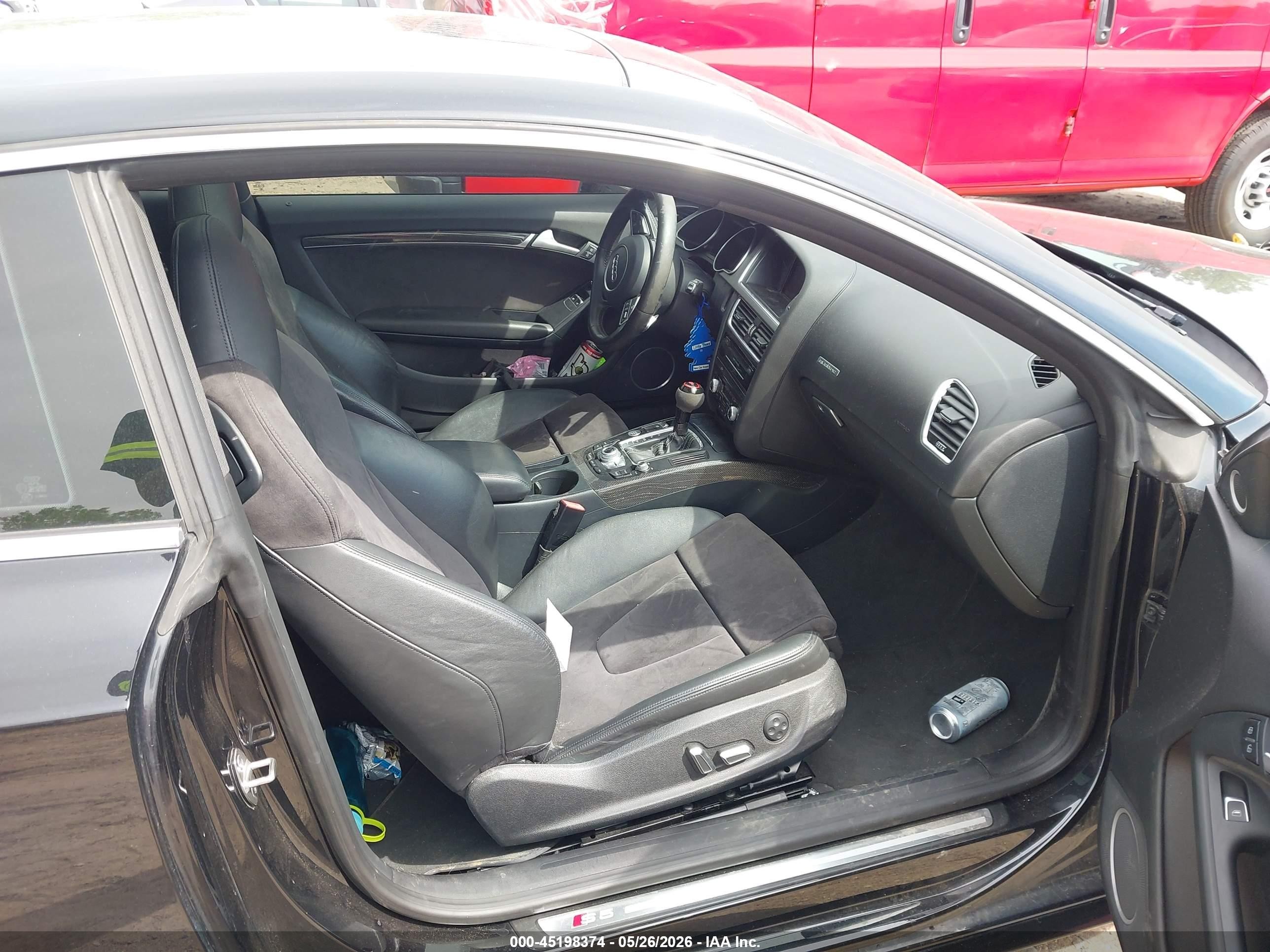 2013 Audi S5 3.0t Premium Plus Черный vin: WAUCGAFR0DA035459