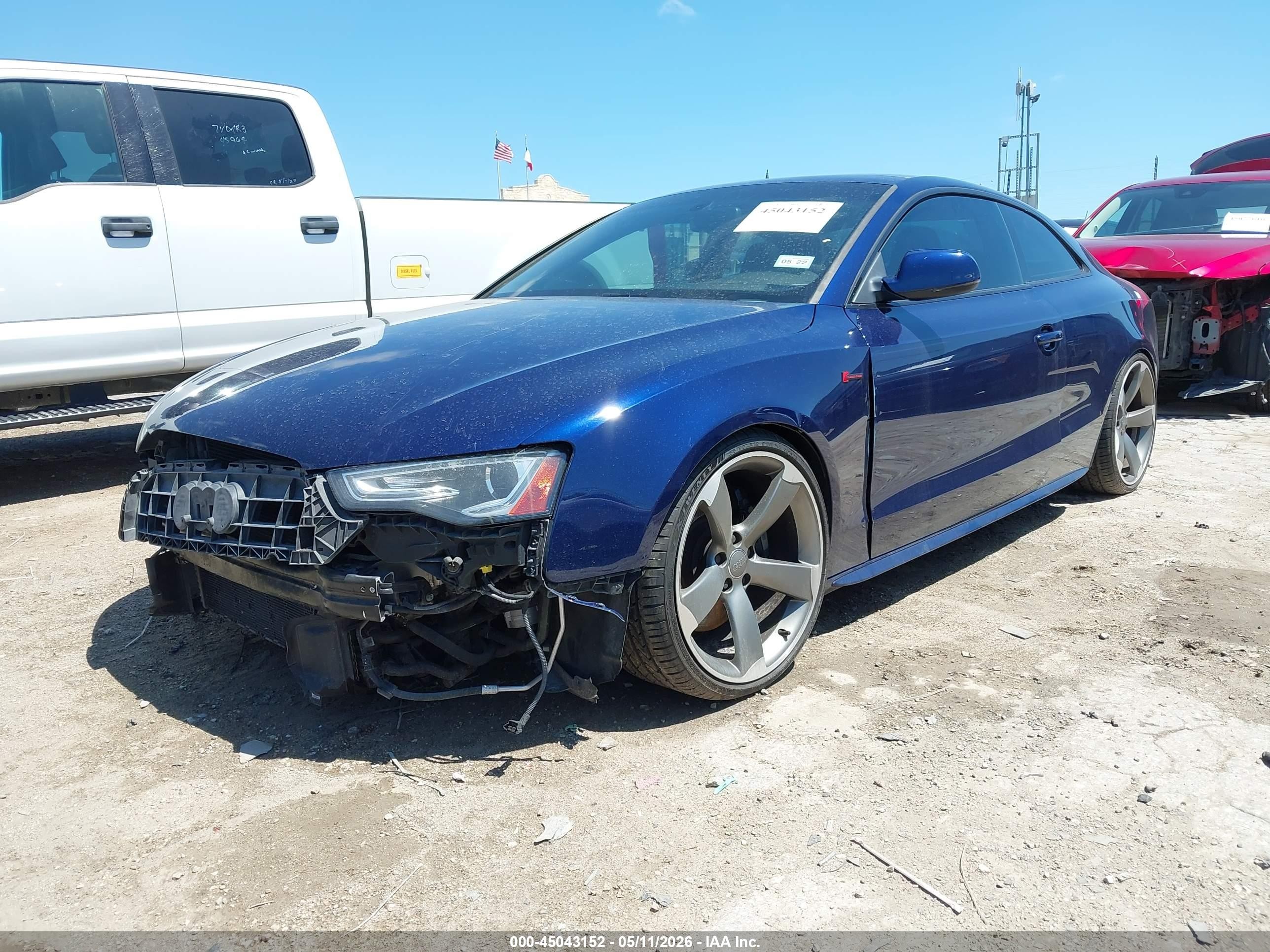 2014 Audi S5 3.0t Premium Plus Синий vin: WAUCGAFR0EA027833
