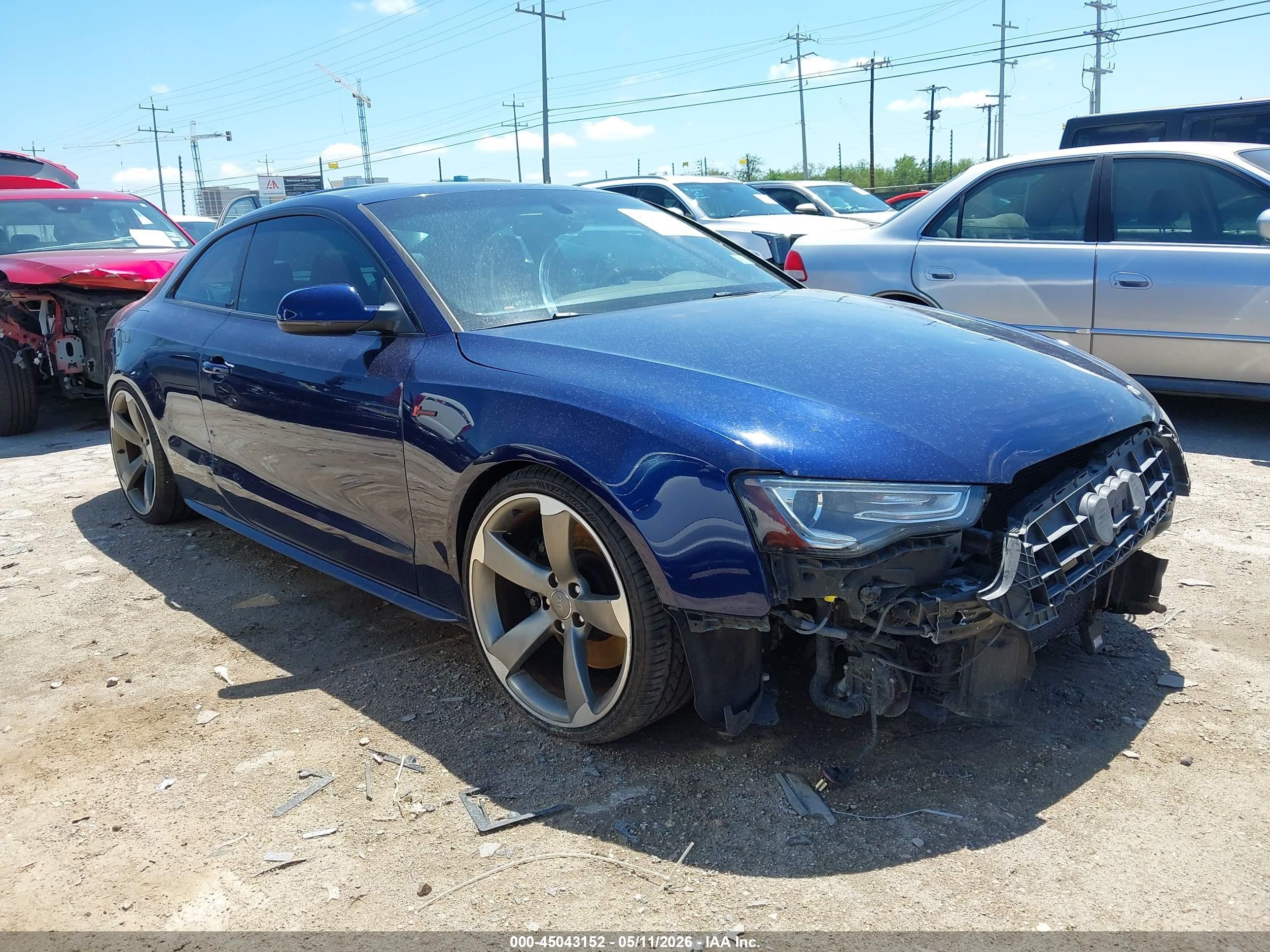 2014 Audi S5 3.0t Premium Plus Blue vin: WAUCGAFR0EA027833