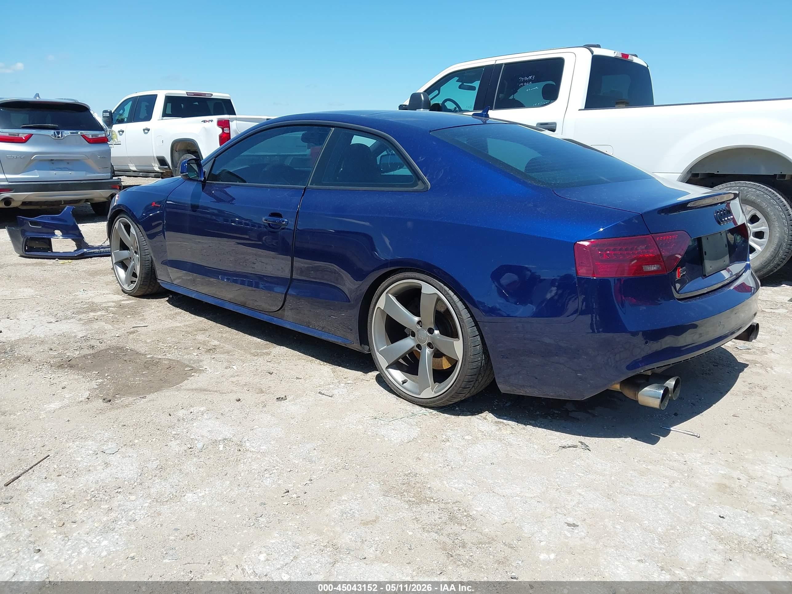 2014 Audi S5 3.0t Premium Plus Синий vin: WAUCGAFR0EA027833