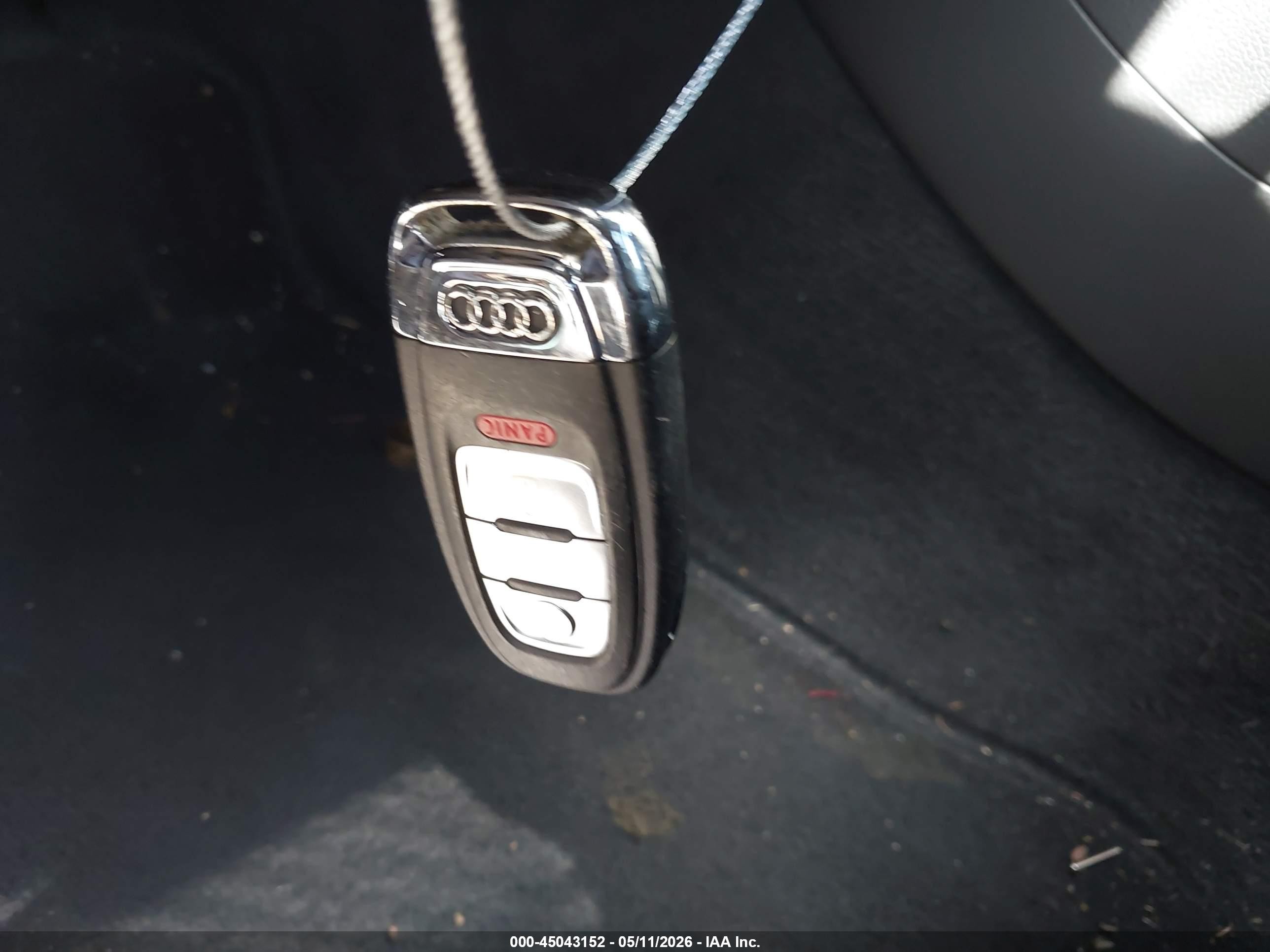 2014 Audi S5 3.0t Premium Plus Синий vin: WAUCGAFR0EA027833