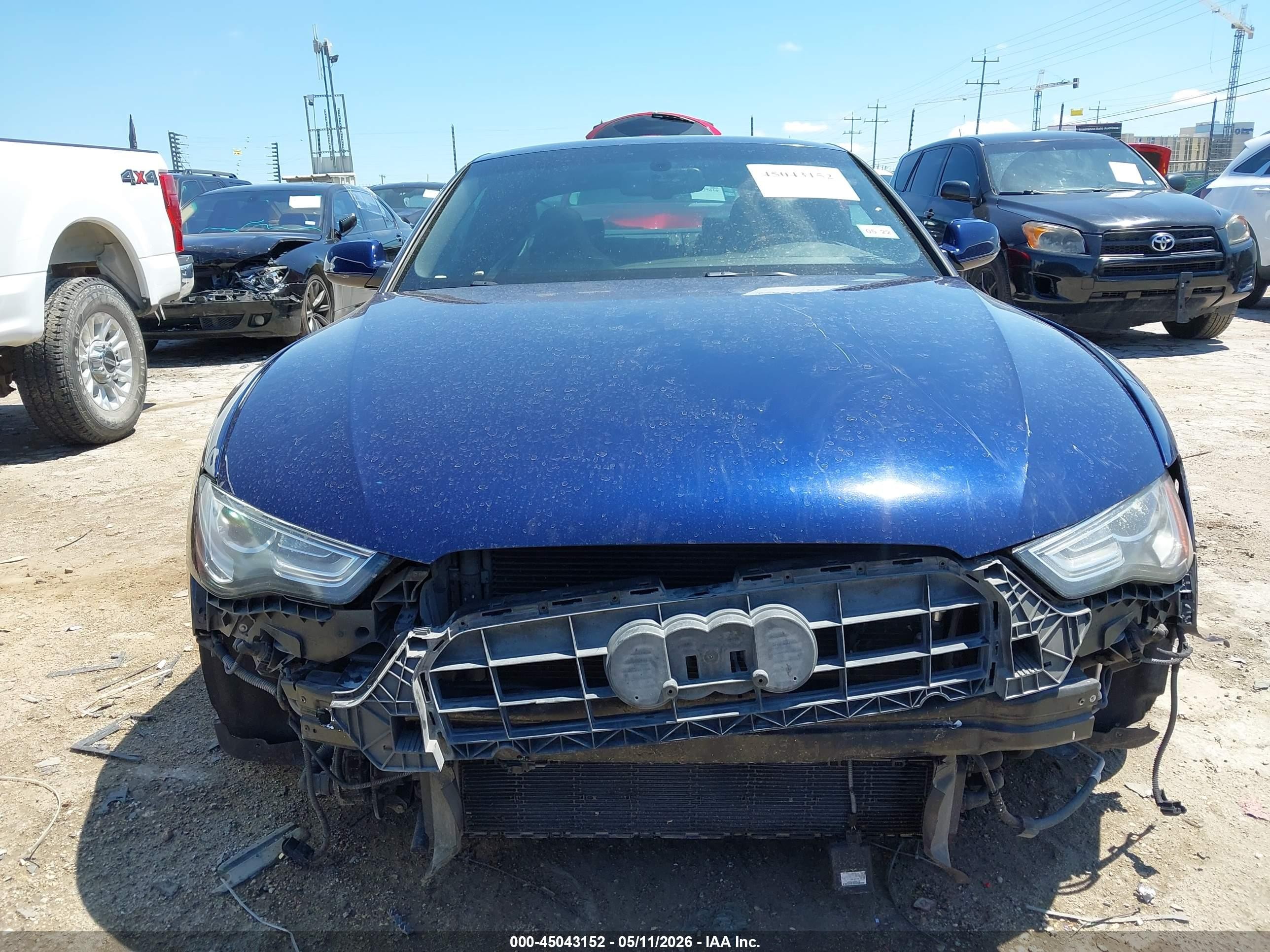 2014 Audi S5 3.0t Premium Plus Синий vin: WAUCGAFR0EA027833