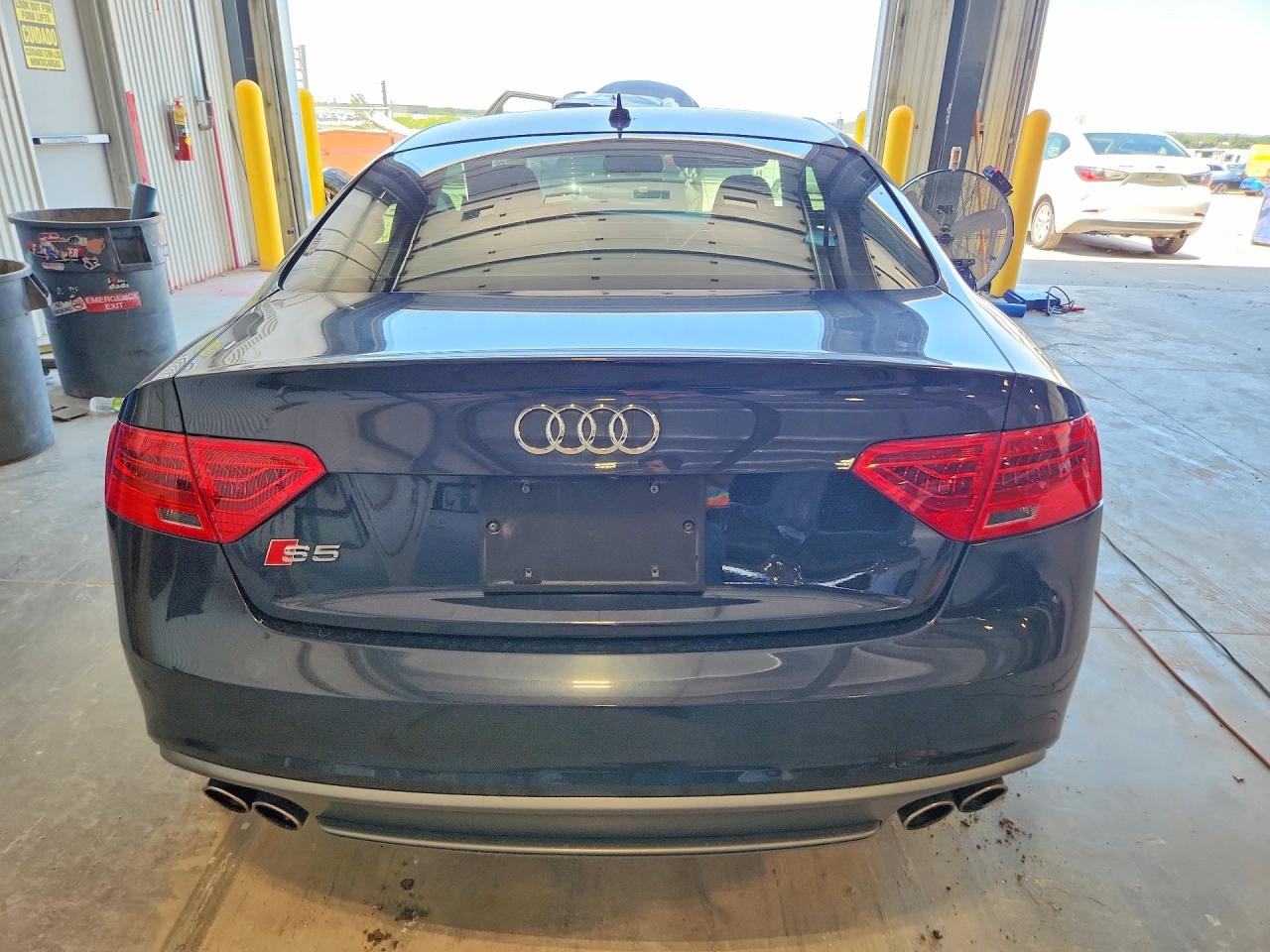 2014 Audi S5 Premium Plus Blue vin: WAUCGAFR0EA070181