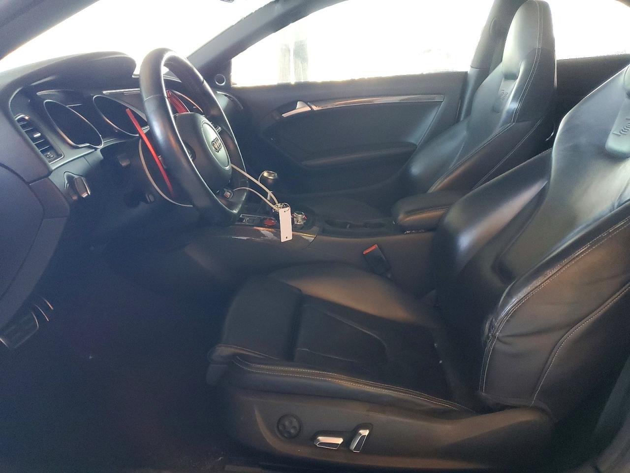 2013 Audi S5 Premium Plus Silver vin: WAUCGAFR5DA035120