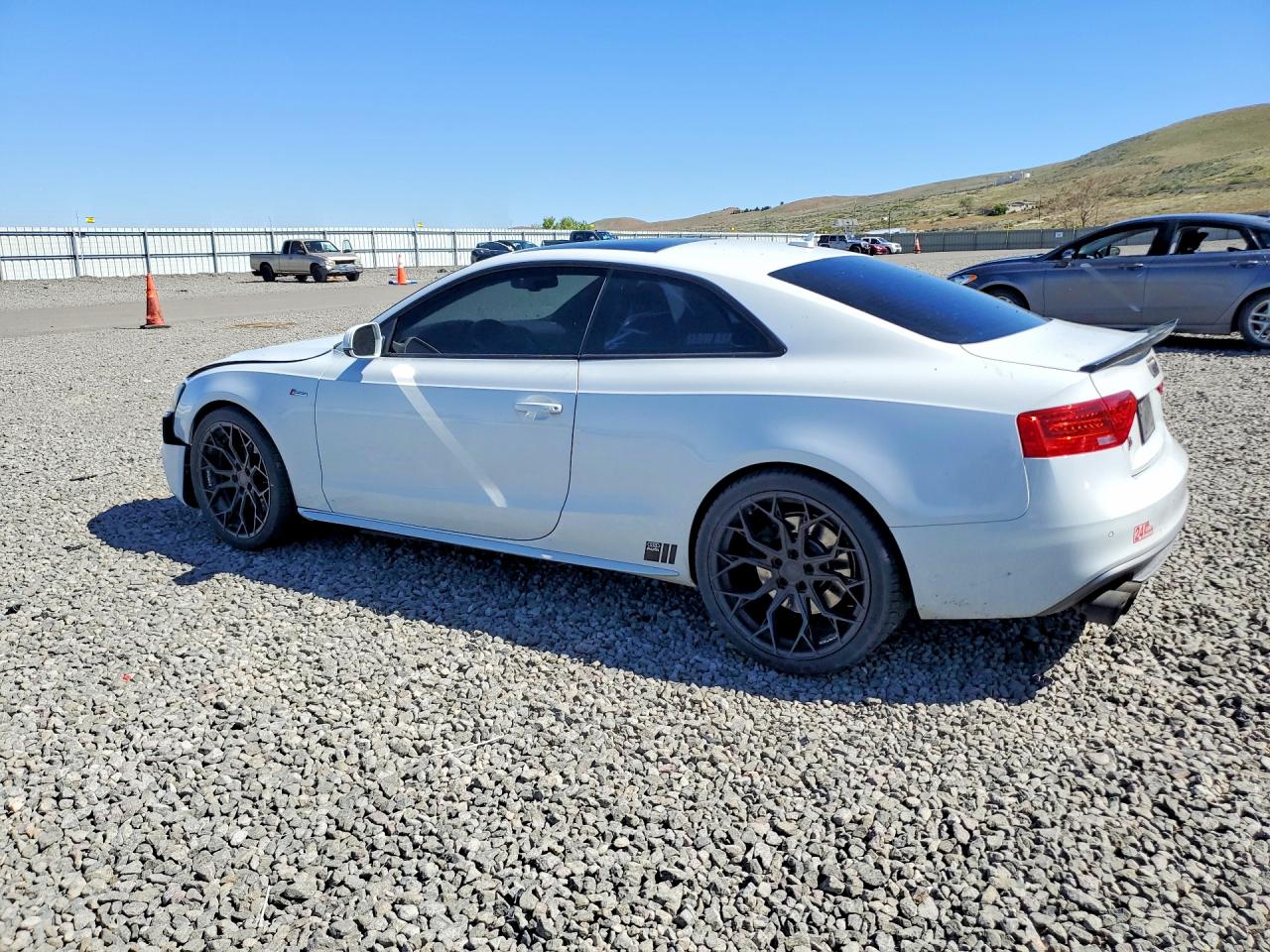 2014 Audi S5 Premium Plus White vin: WAUCGAFR5EA019114