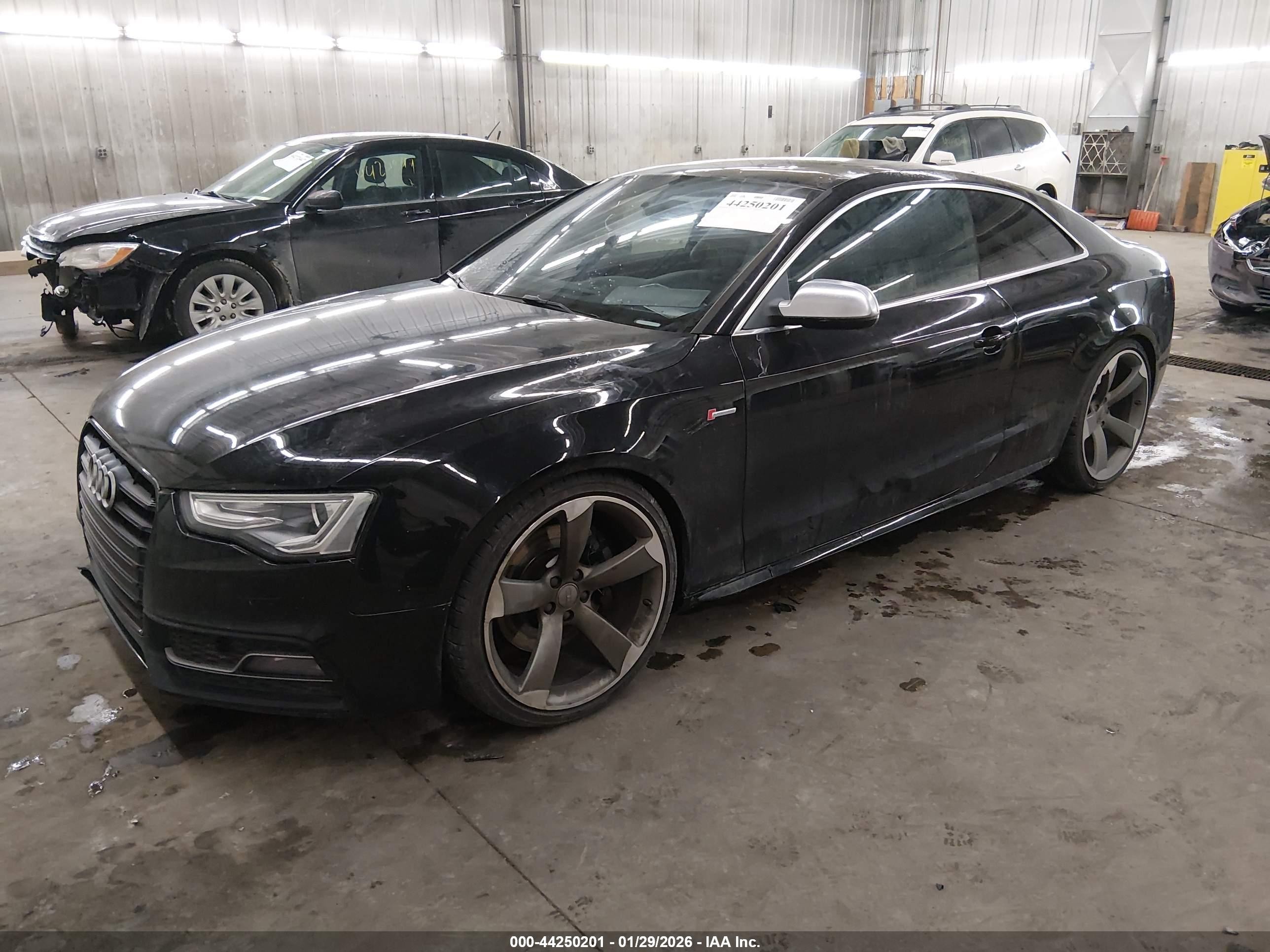 2013 Audi S5 3.0t Premium Plus Черный vin: WAUCGAFR6DA001946